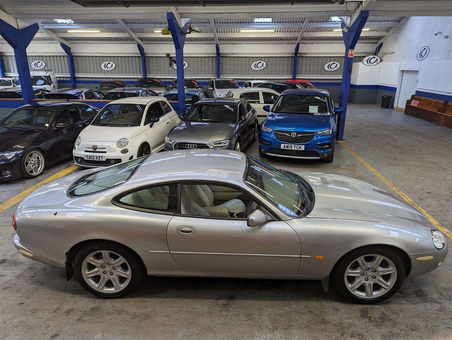 1998 JAGUAR XK8 COUPE AUTO - Image 25 of 30