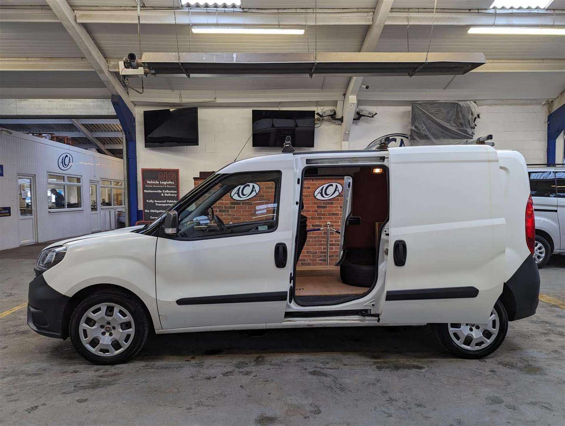 2019 FIAT DOBLO 16V MAXI MULTIJET I - Image 14 of 25