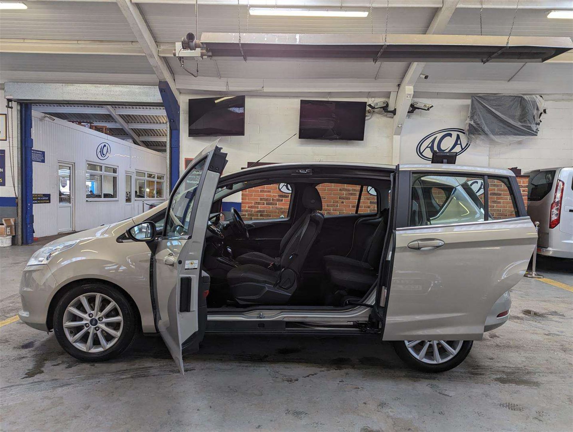 2014 FORD B-MAX TITANIUM AUTO - Image 3 of 28