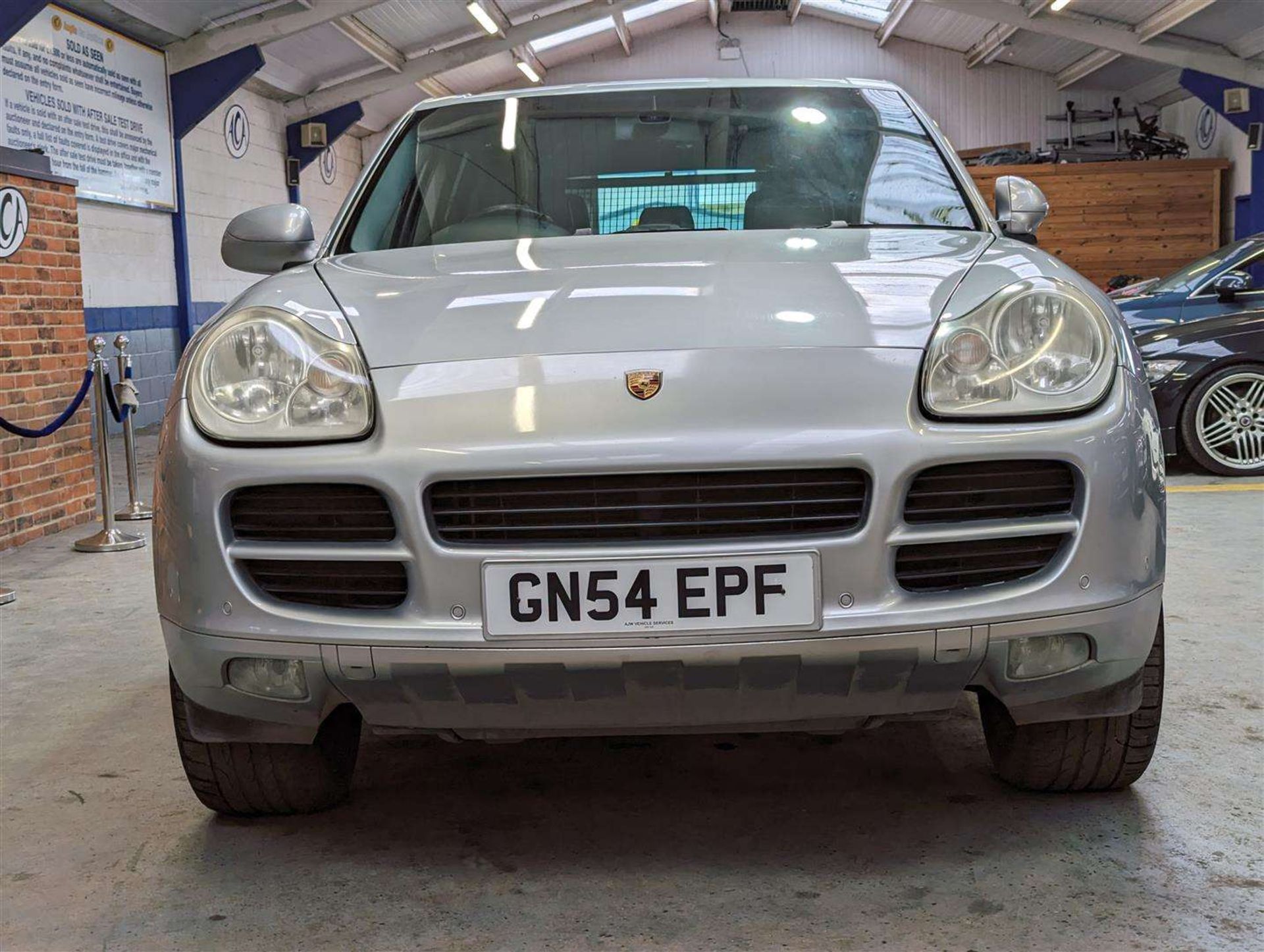 2004 PORSCHE CAYENNE TIPTRONIC S - Image 30 of 30