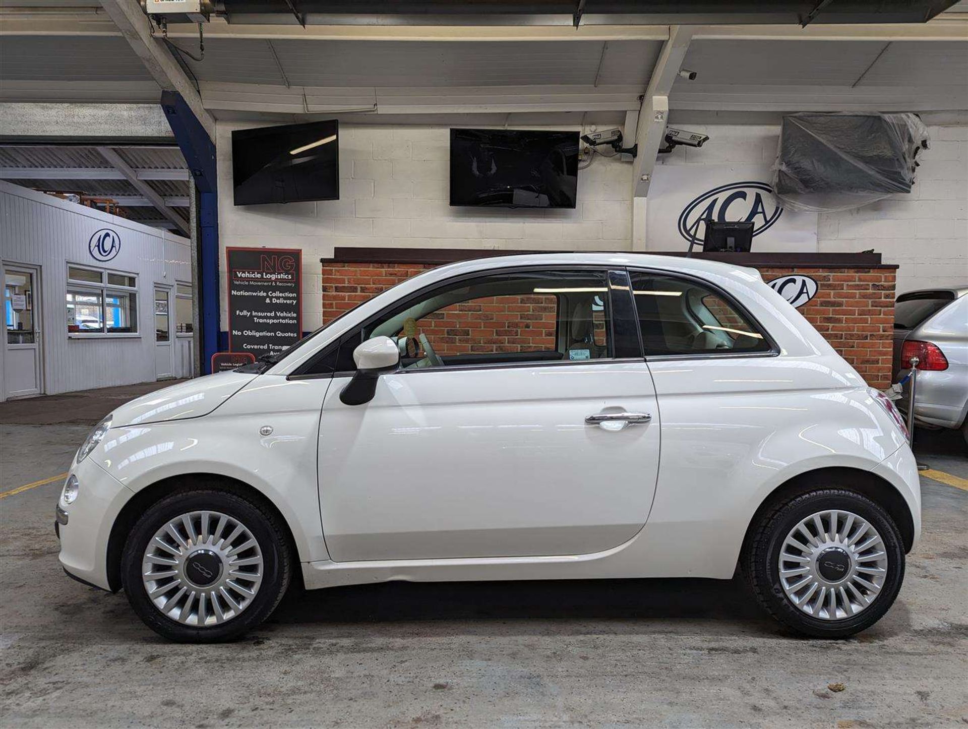 2014 FIAT 500 LOUNGE - Image 2 of 30