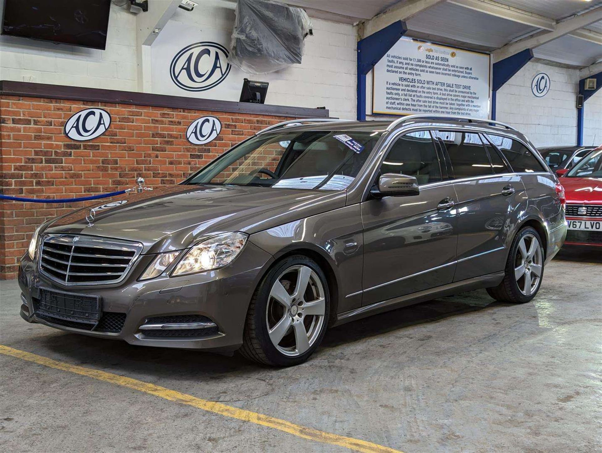 2011 MERCEDES-BENZ E220 EXEC-IVE SE CDI BLUE