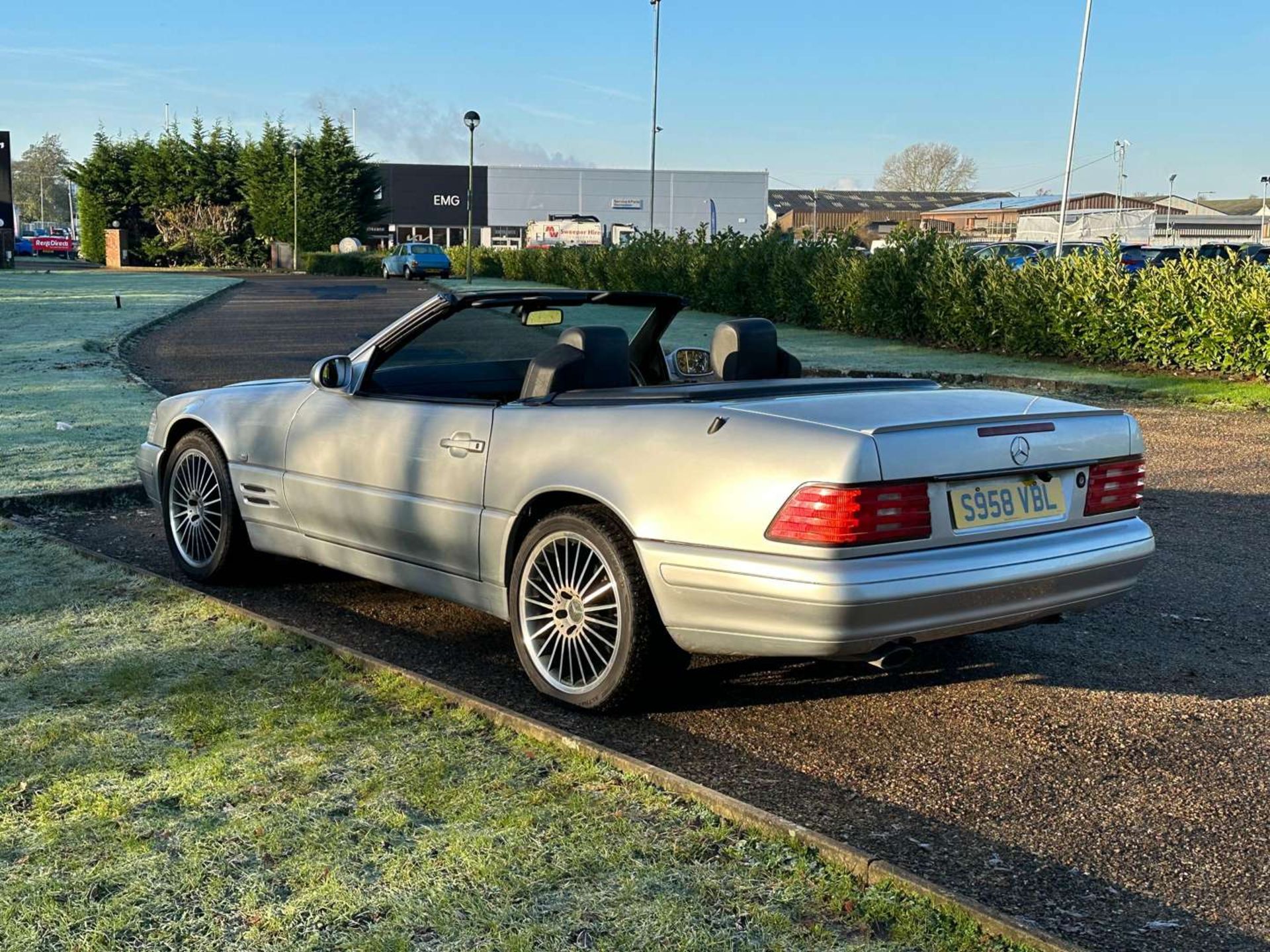 1998 MERCEDES SL 320 AUTO - Image 4 of 13