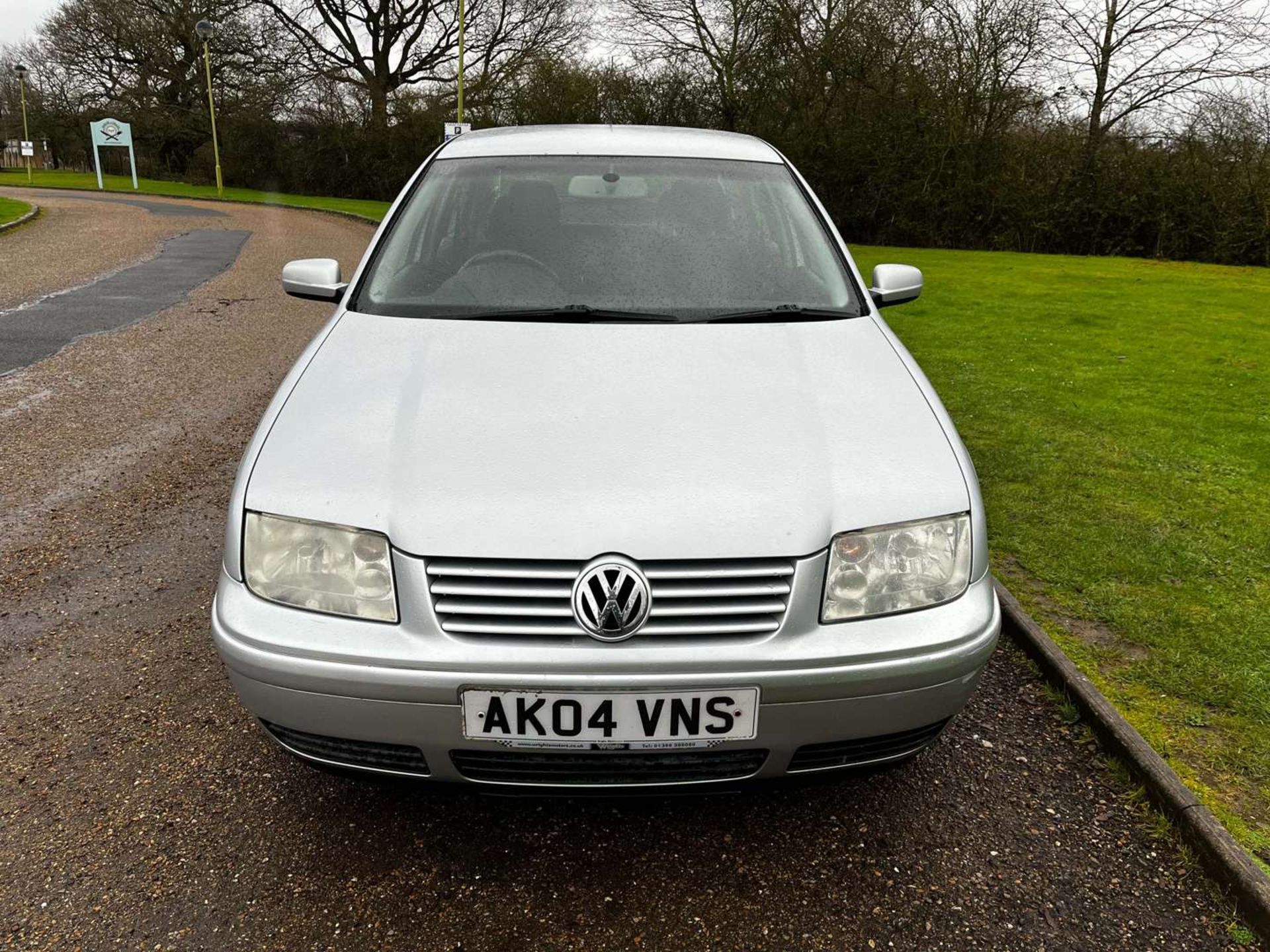 2004 VOLKSWAGEN BORA TDI SE TIPTRONIC - Image 2 of 30