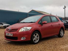 2010 TOYOTA AURIS TR VALVEMATIC