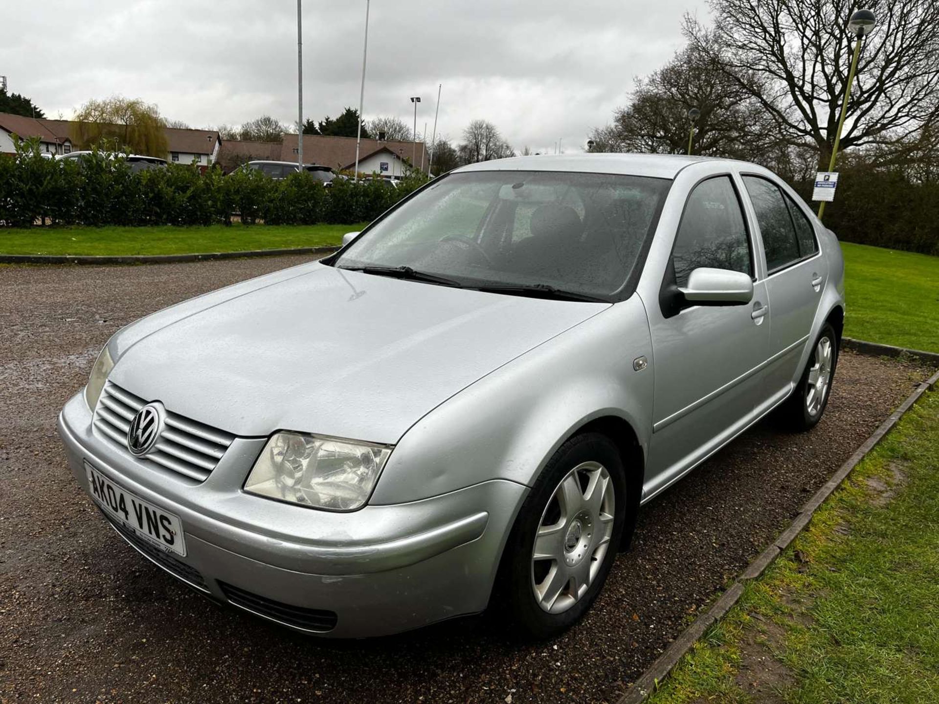 2004 VOLKSWAGEN BORA TDI SE TIPTRONIC - Image 3 of 30