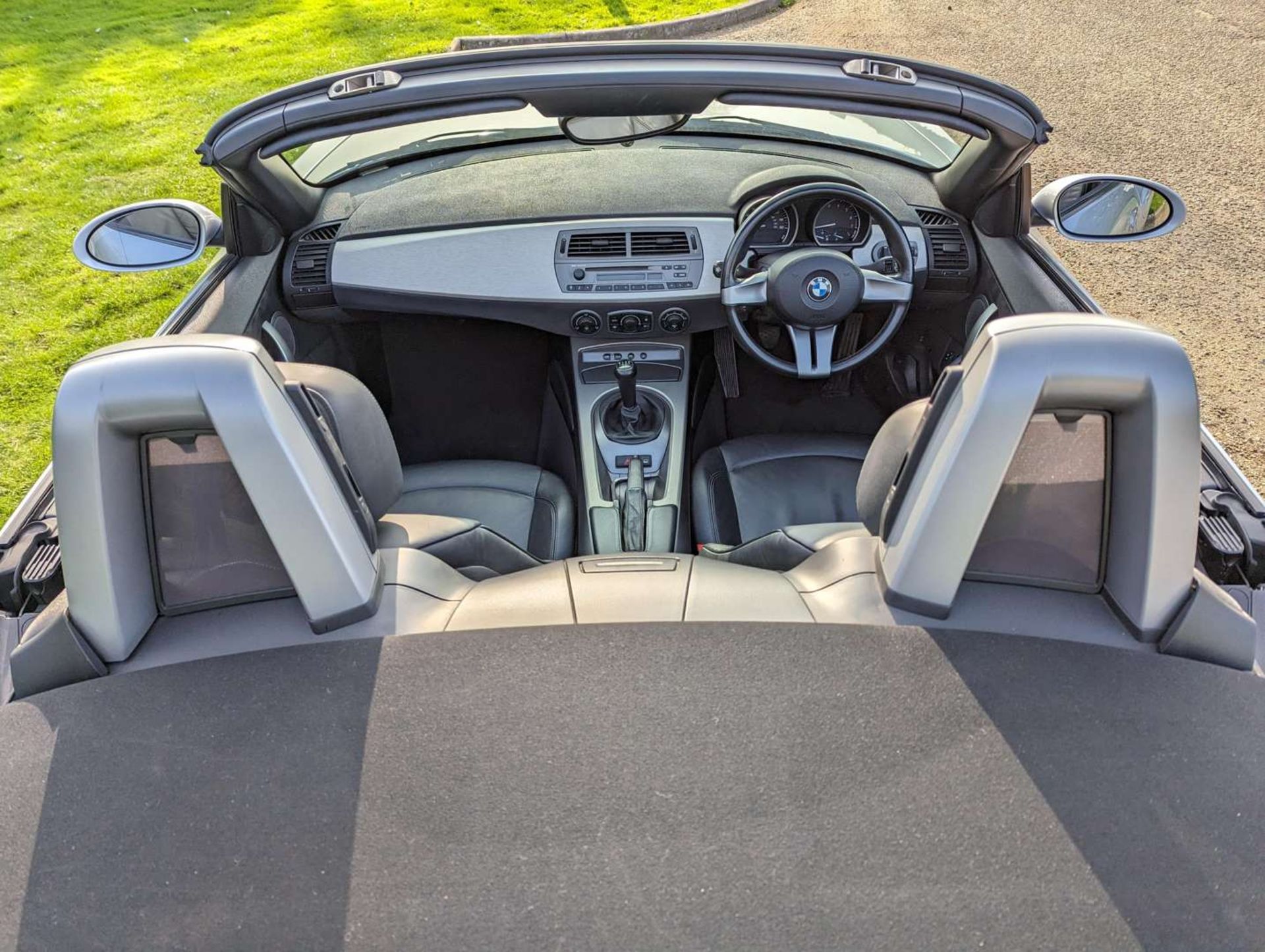 2004 BMW Z4 2.2i SE CONVERTIBLE&nbsp; - Image 22 of 30