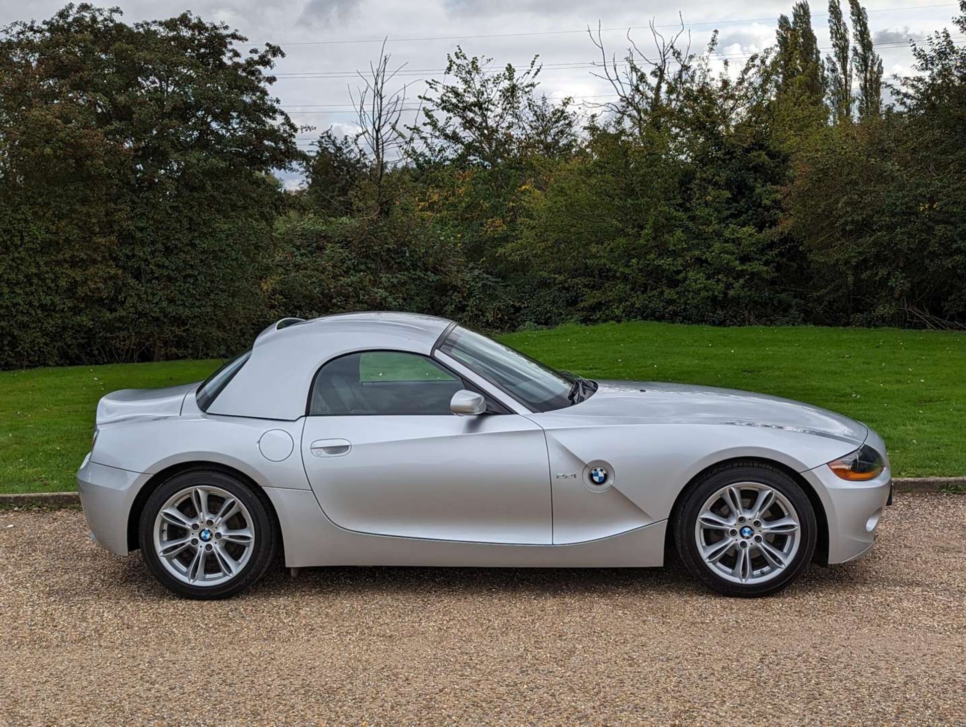 2004 BMW Z4 2.2i SE CONVERTIBLE&nbsp; - Image 10 of 30