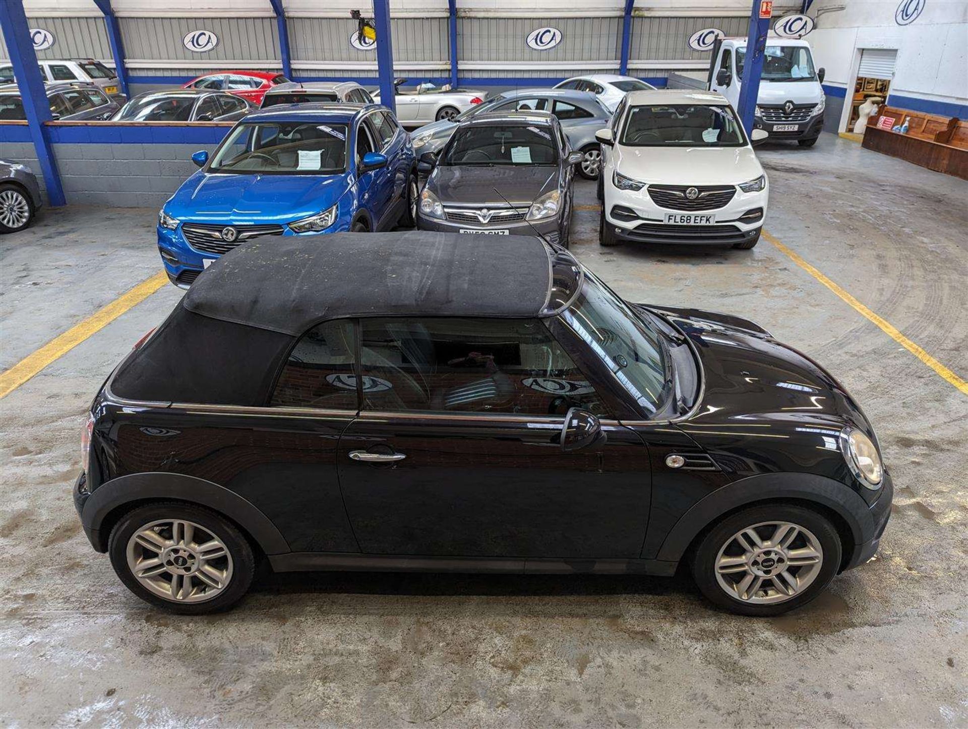 2011 MINI COOPER - Image 22 of 24