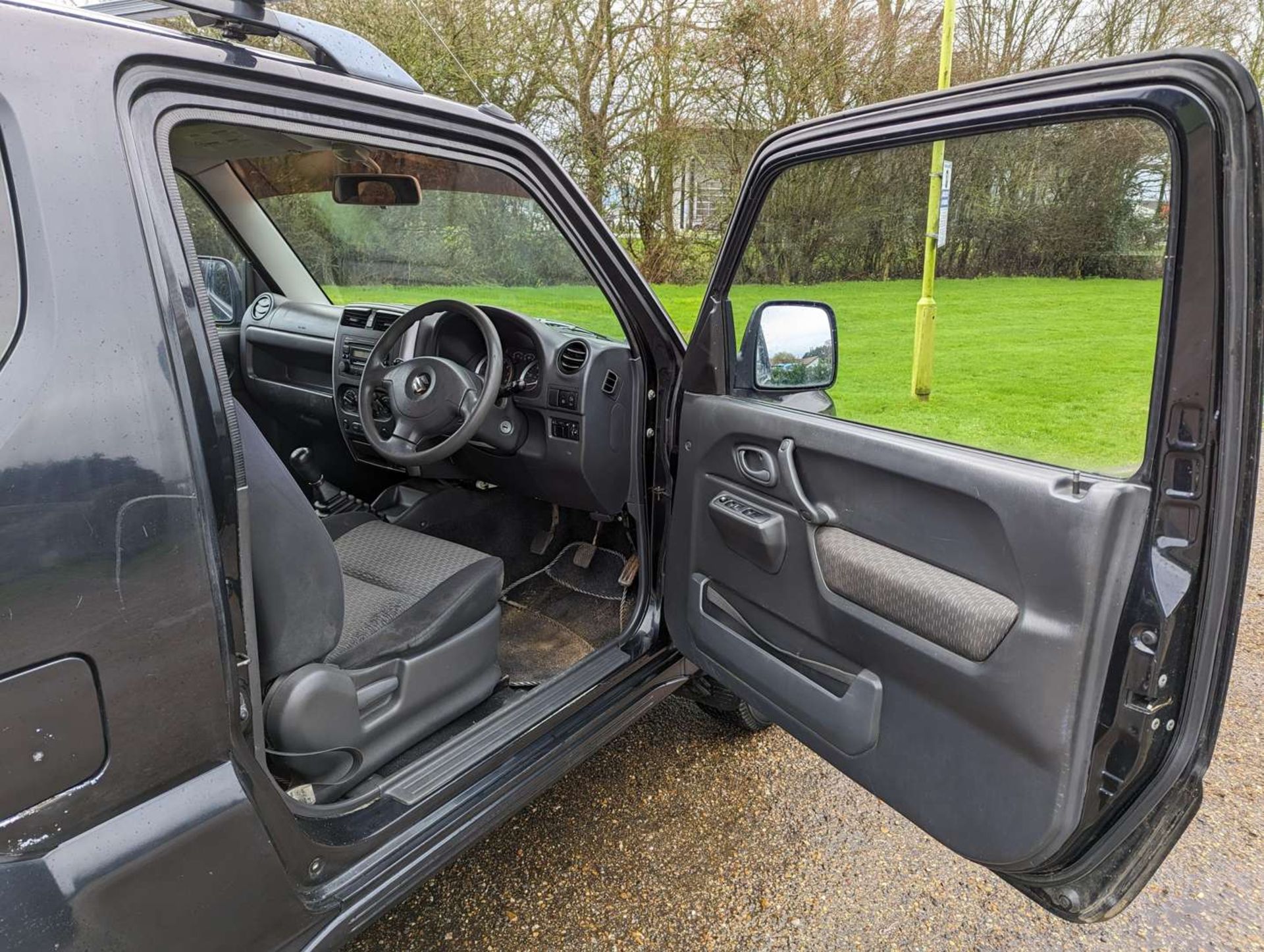 2005 SUZUKI JIMNY VVTS - Image 17 of 30