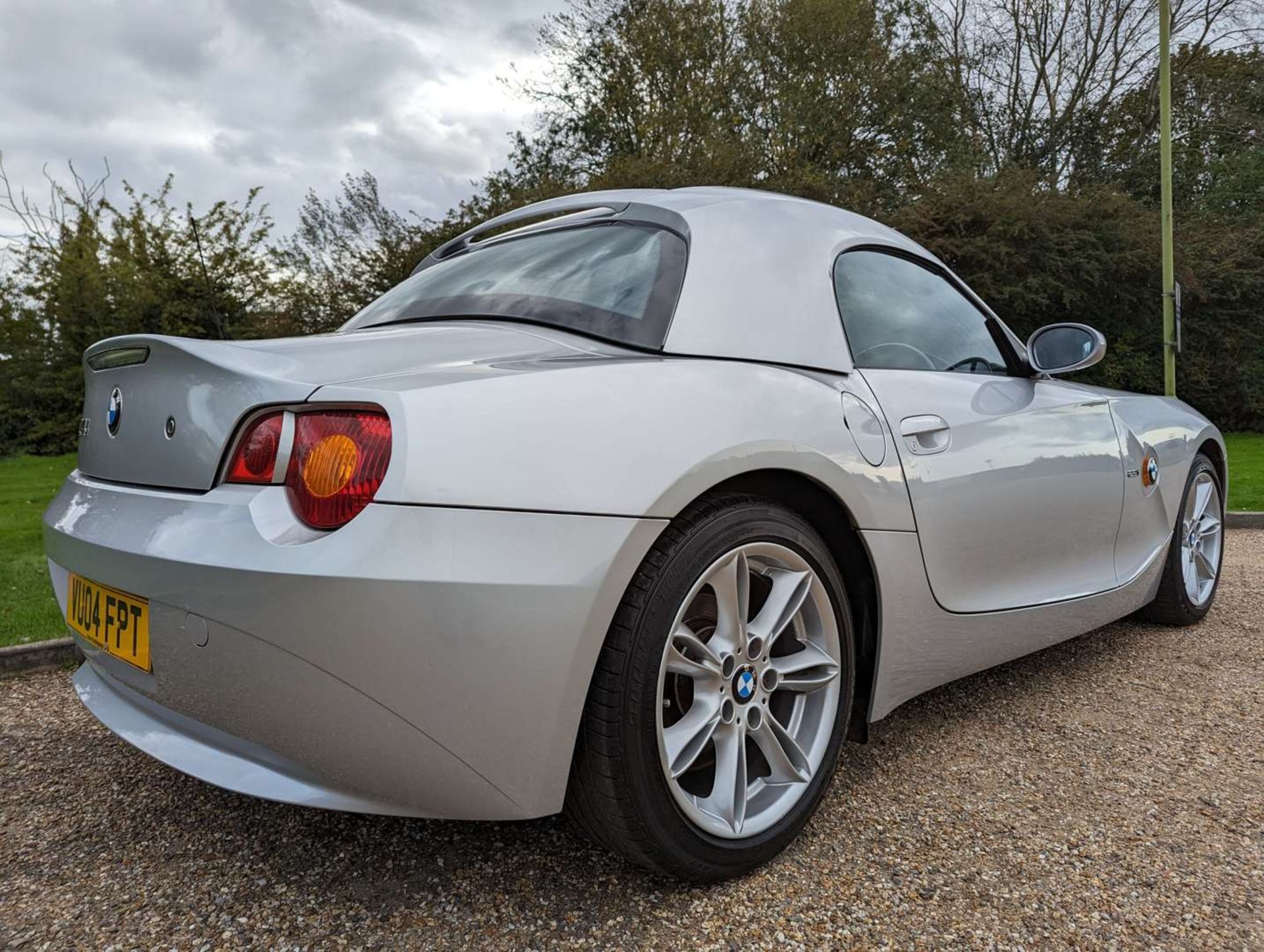 2004 BMW Z4 2.2i SE CONVERTIBLE&nbsp; - Image 14 of 30