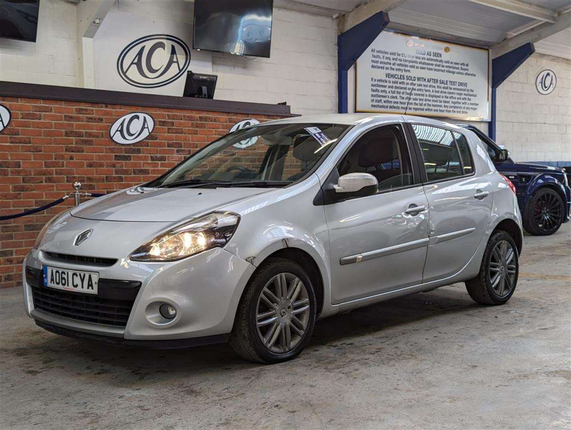 2011 RENAULT CLIO DYNAMIQUE TOMTOM 16V