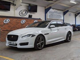 2016 JAGUAR XJ R-SPORT V6 D AUTO