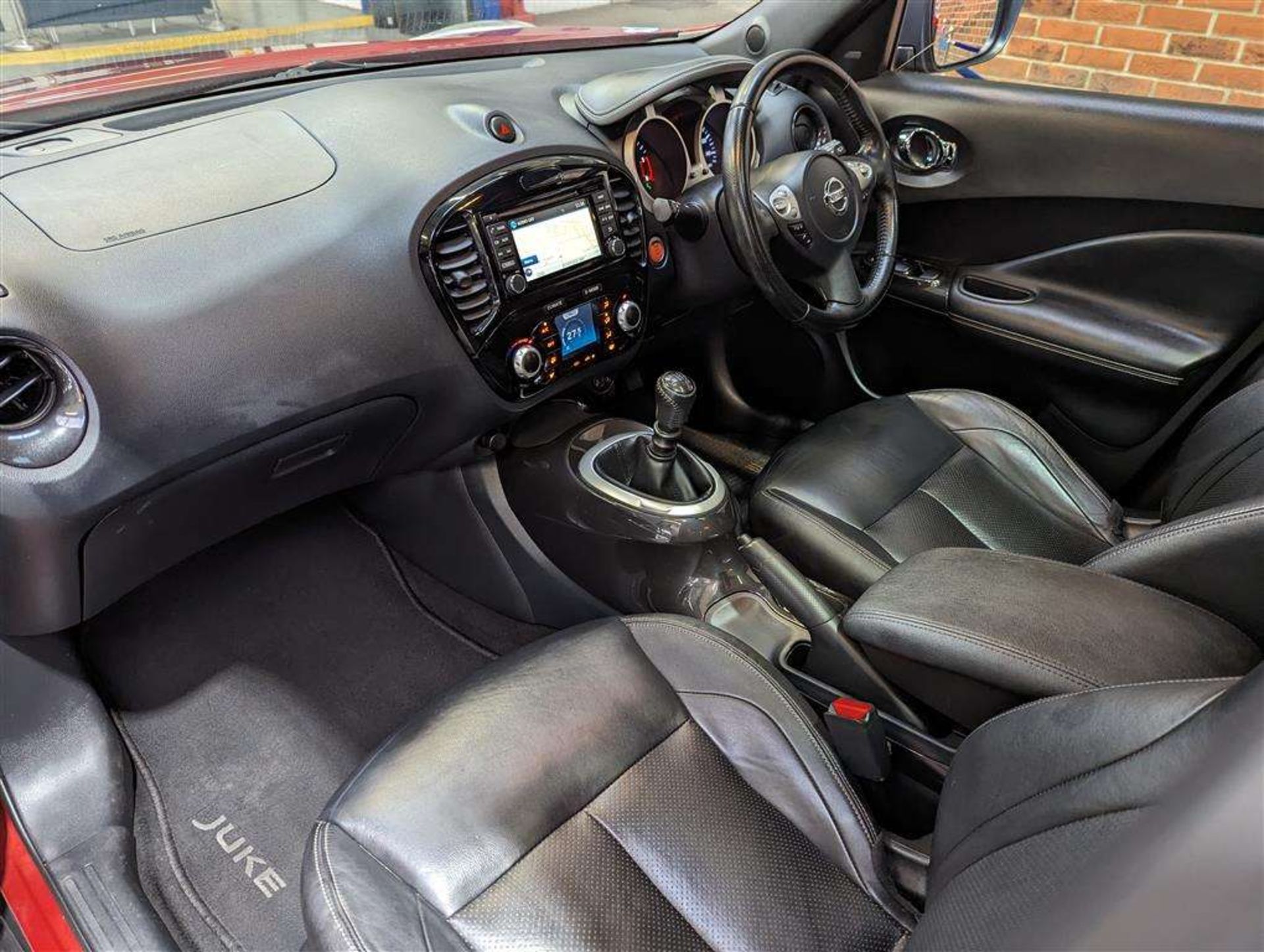 2015 NISSAN JUKE TEKNA DCI - Image 11 of 27