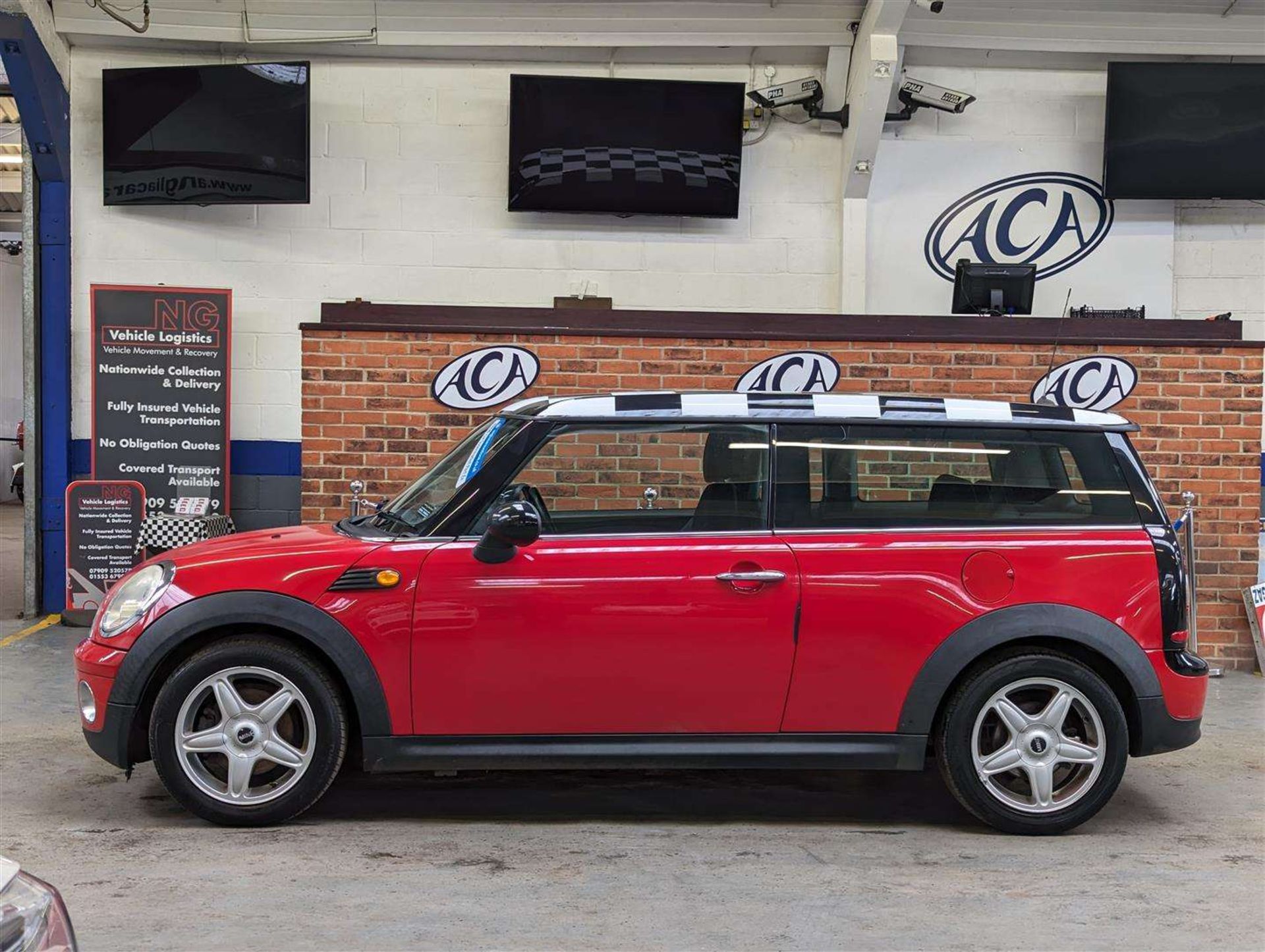 2007 MINI COOPER CLUBMAN - Image 2 of 30