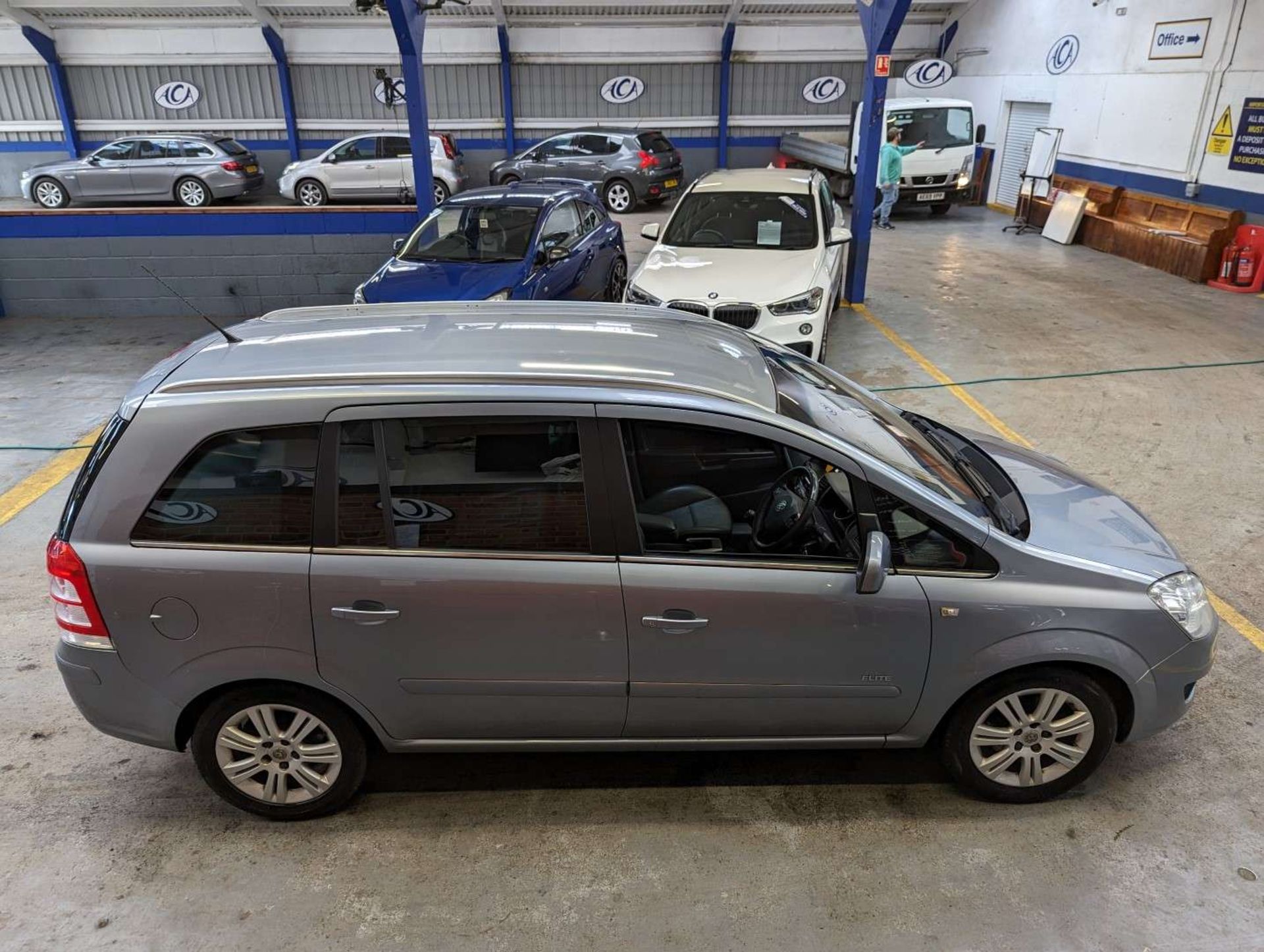 2011 VAUXHALL ZAFIRA ELITE - Image 27 of 30