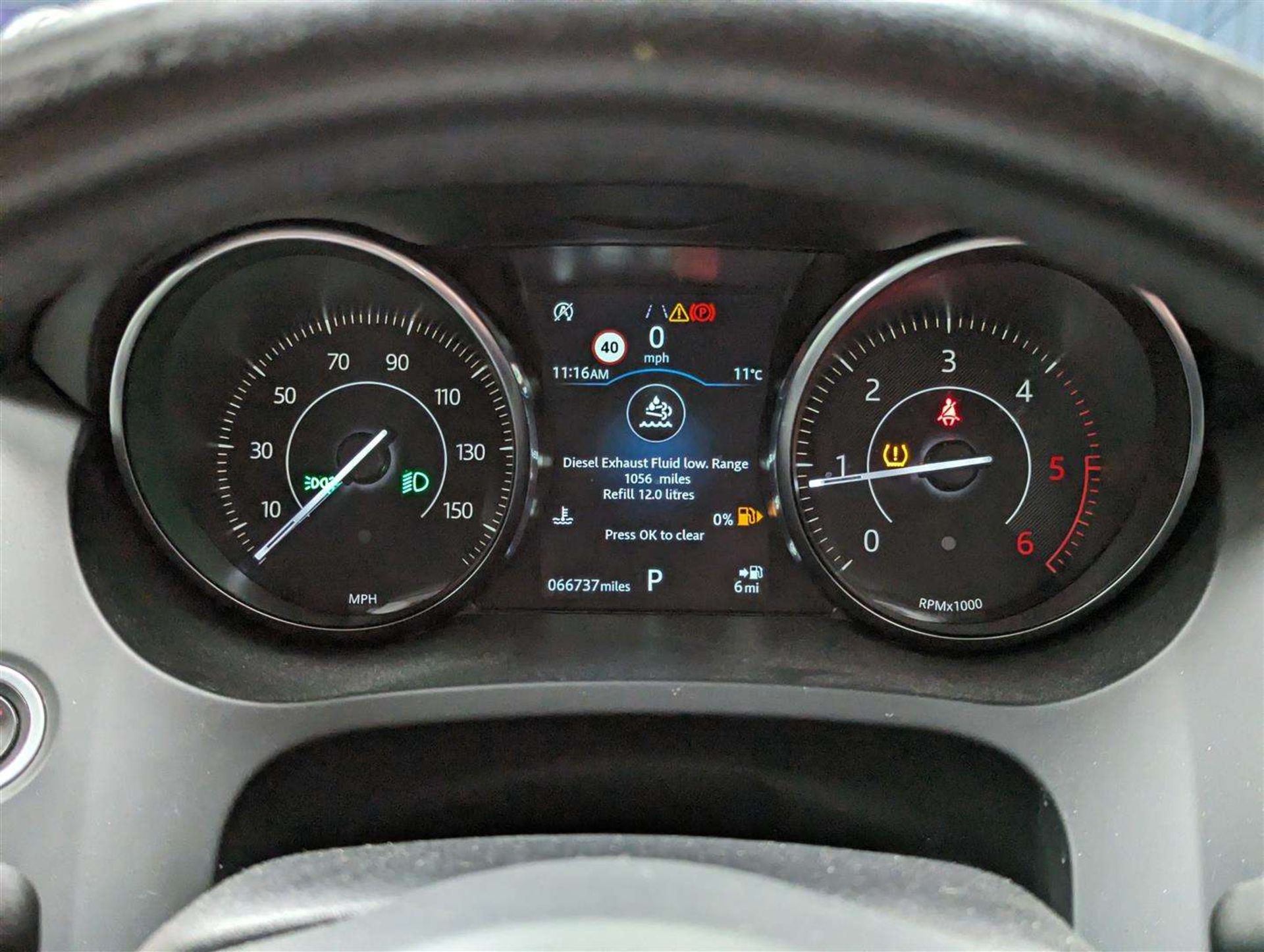 2018 JAGUAR E-PACE D AWD AUTO - Image 18 of 27