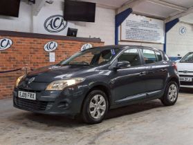 2009 RENAULT MEGANE EXPRESSION VVT 100