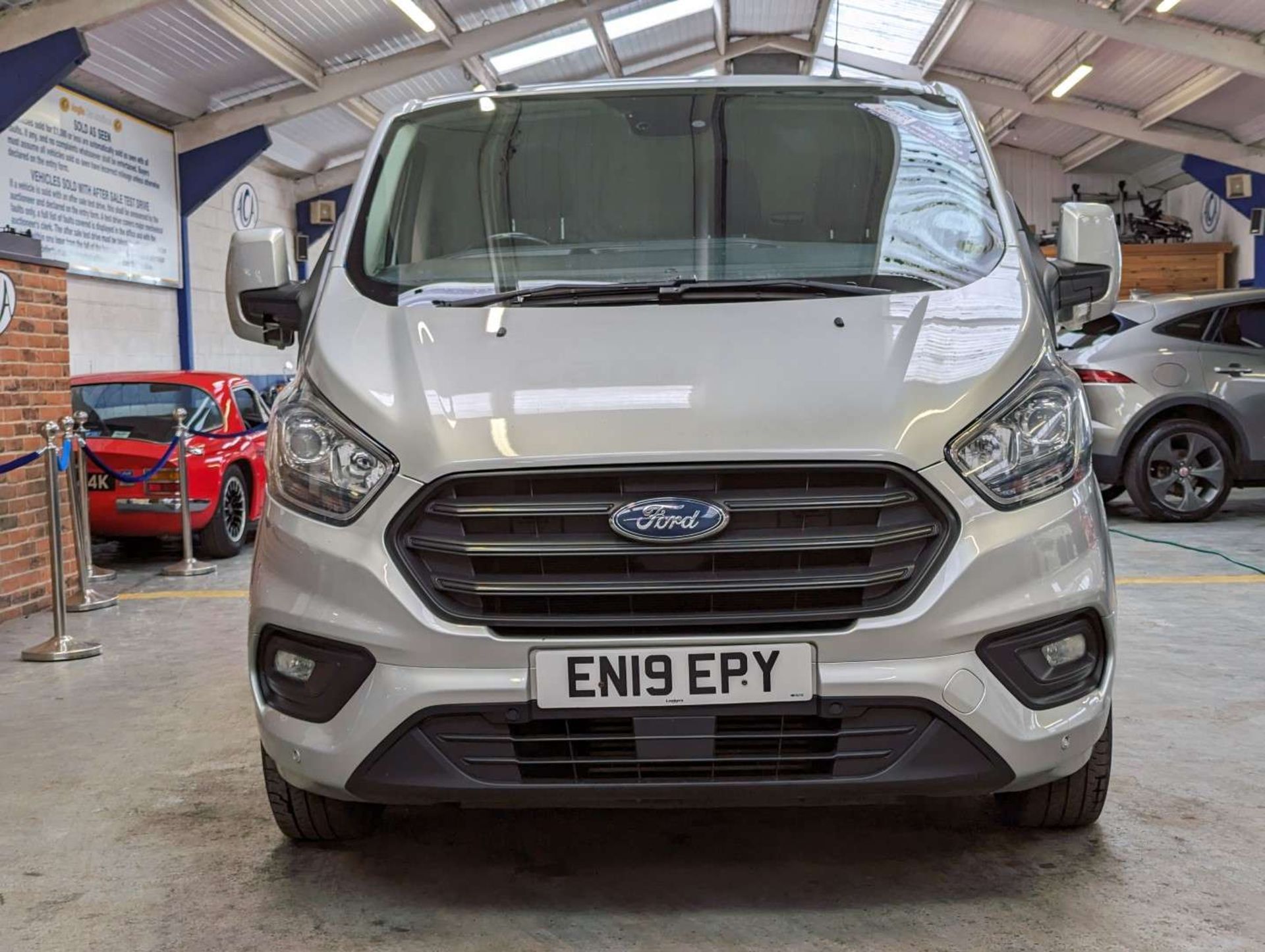 2019 FORD TRANSIT CUSTOM 300 TREND - Image 26 of 28