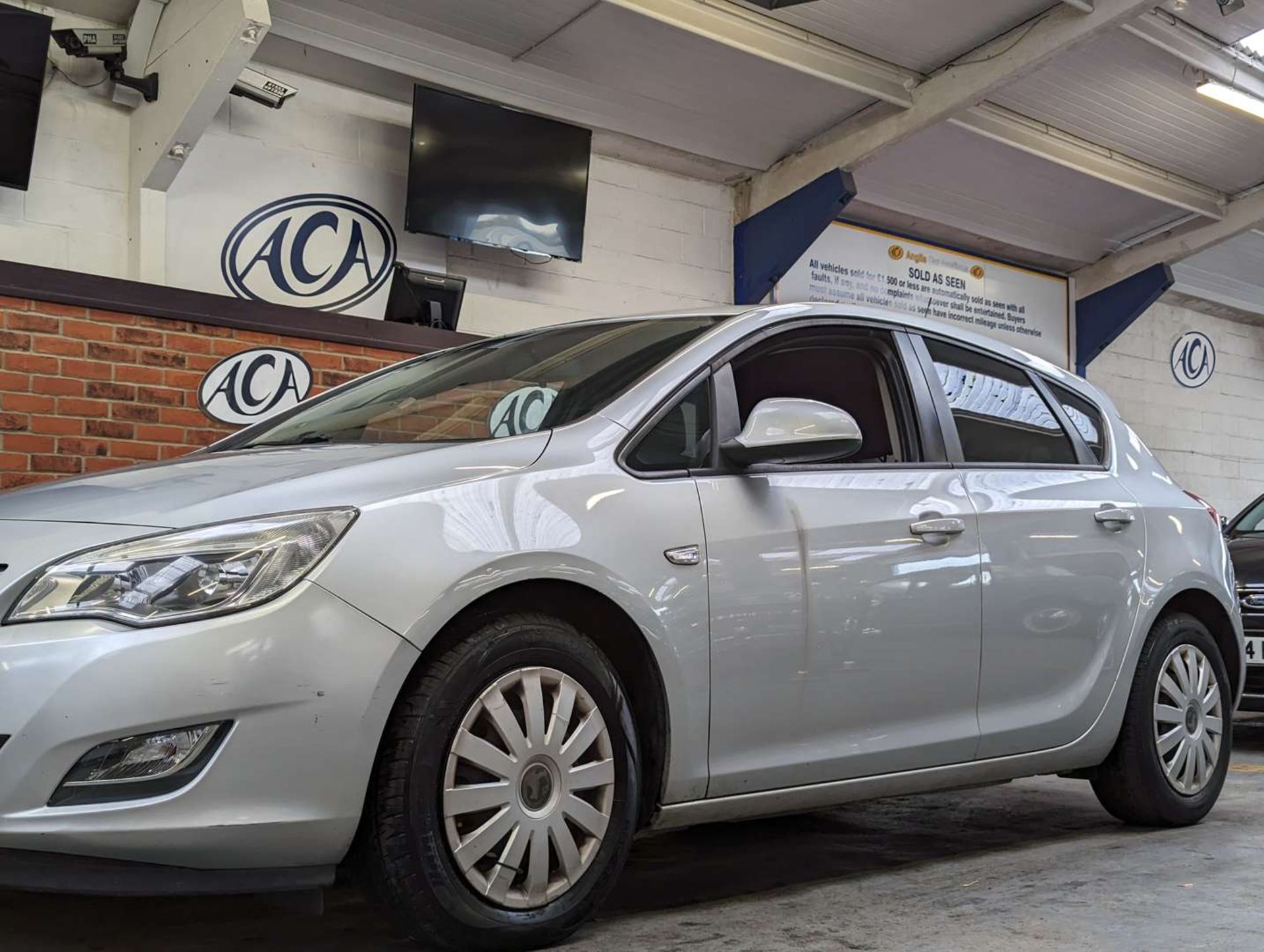 2010 VAUXHALL ASTRA EXCLUSIV 113 - Image 28 of 29