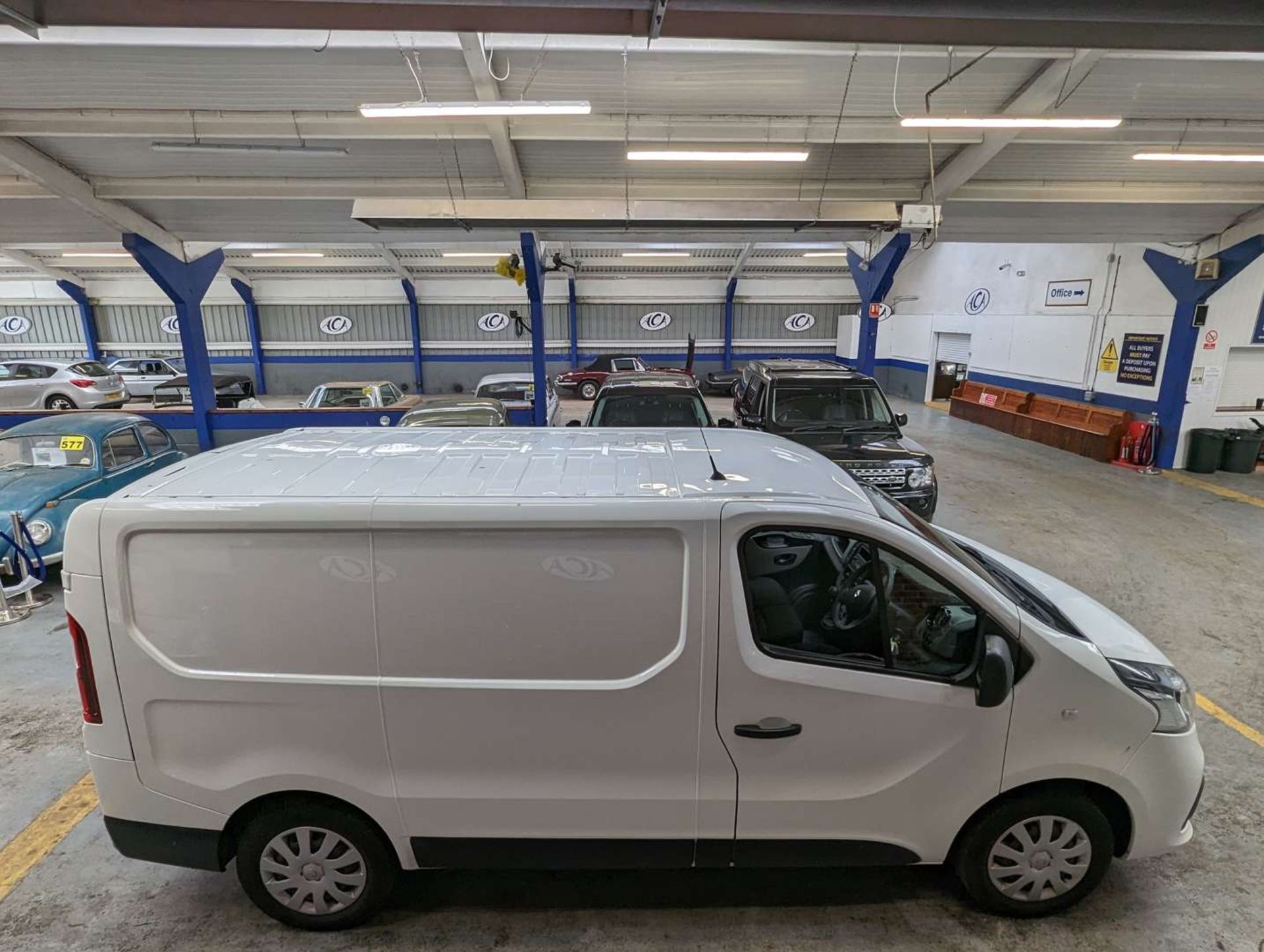 2019 RENAULT TRAFIC SL27 BUSINESS + DC - Image 30 of 30