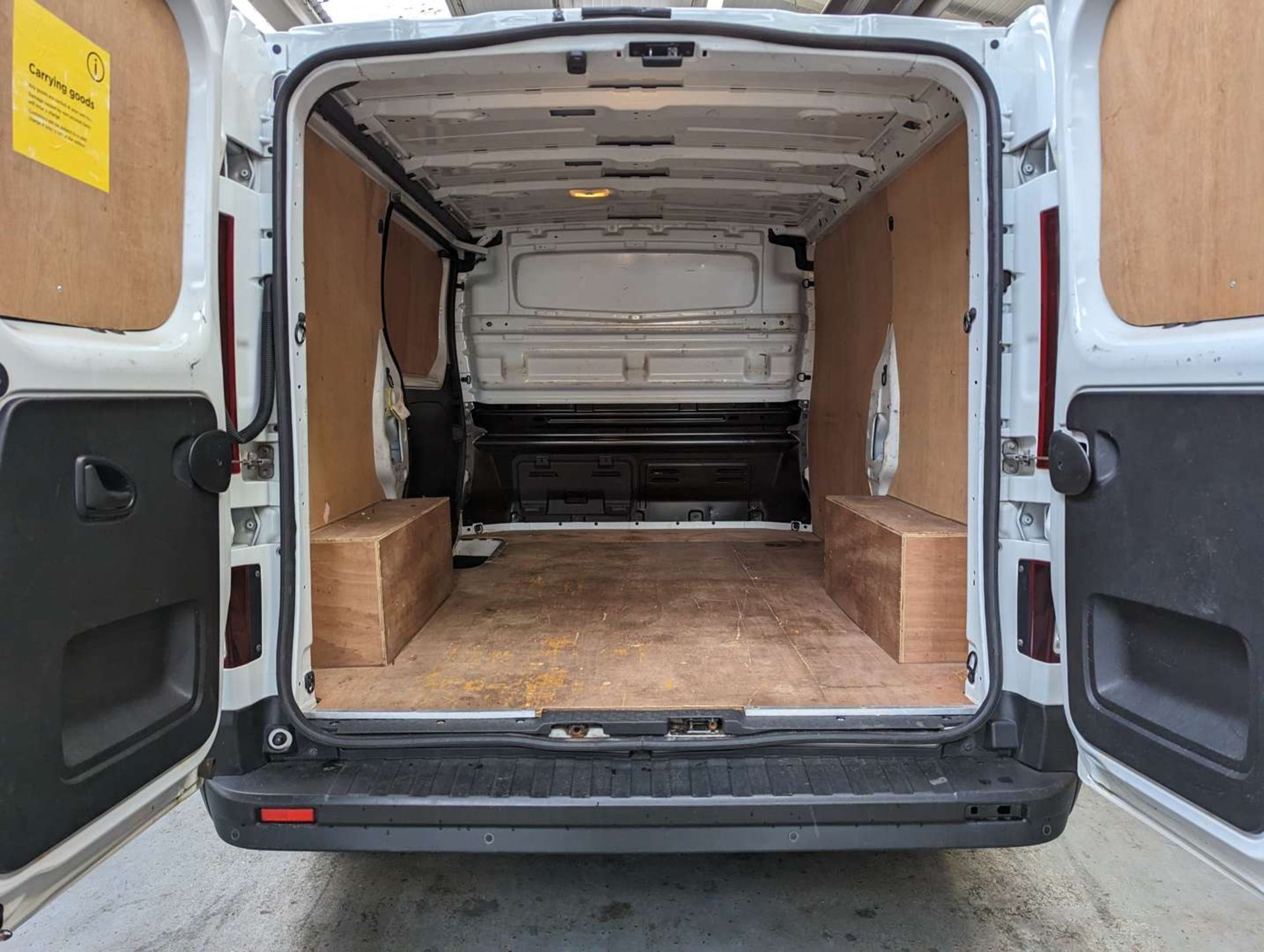 2019 RENAULT TRAFIC SL27 BUSINESS + DC - Image 7 of 30