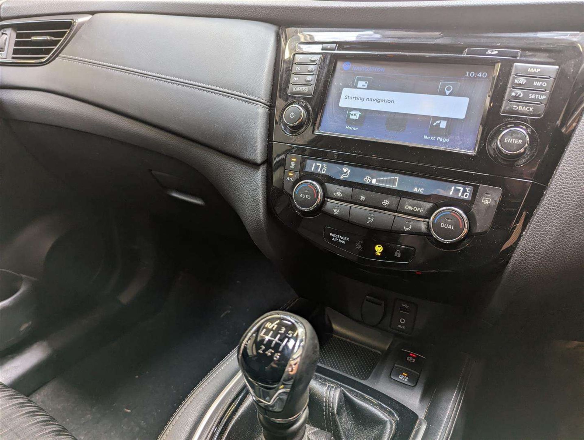 2018 NISSAN X-TRAIL N-CONNECTA DCI - Image 24 of 29