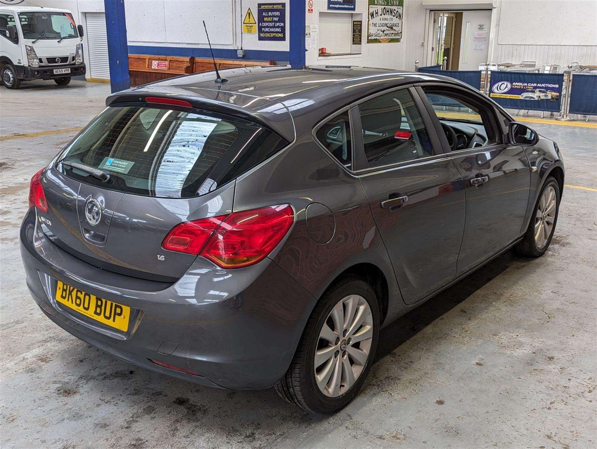 2010 VAUXHALL ASTRA EXCLUSIV 113 - Image 12 of 28