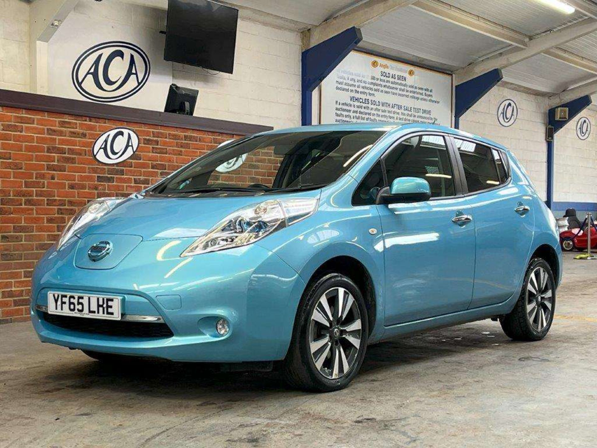 2015 NISSAN LEAF TEKNA