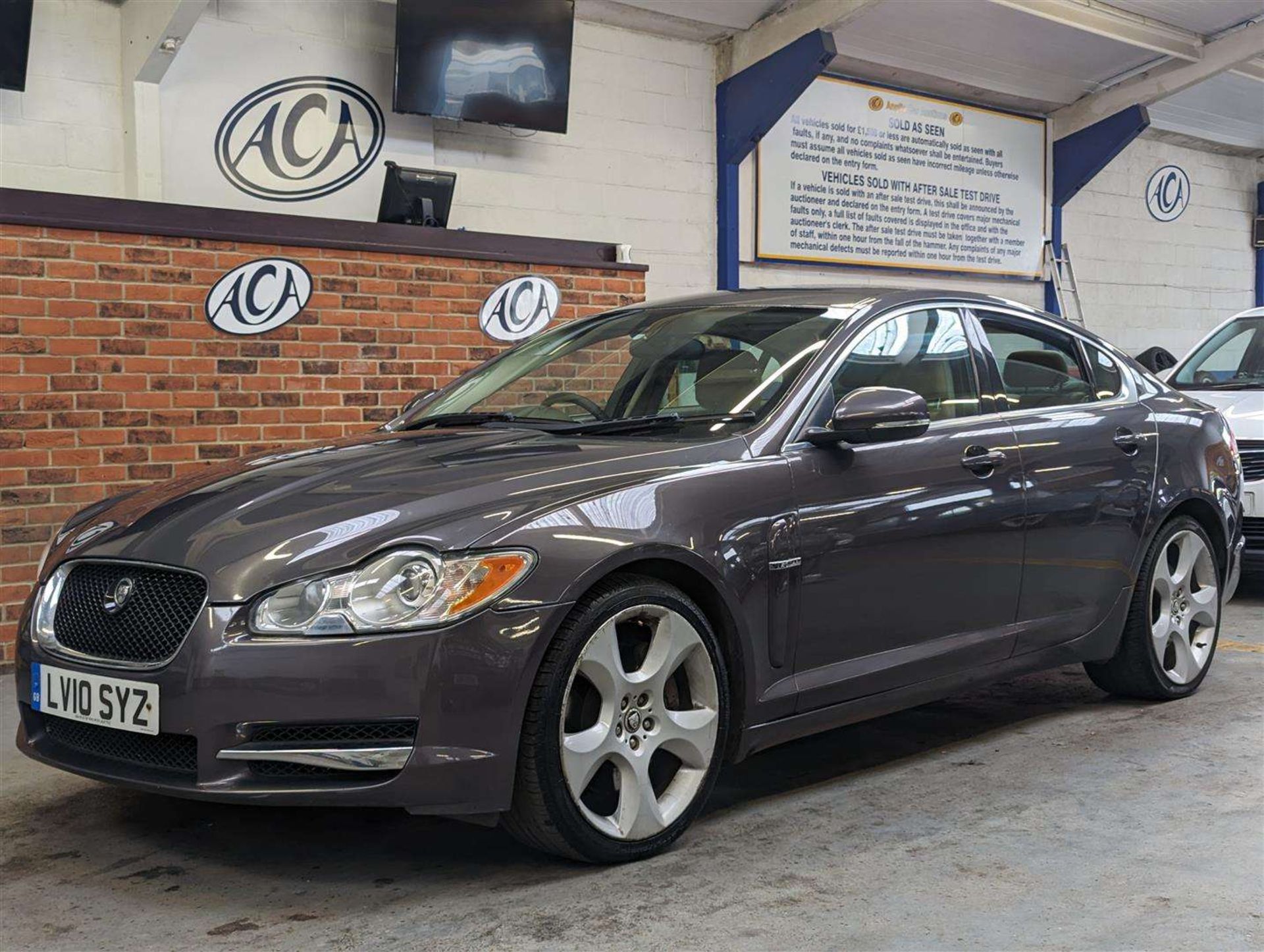 2010 JAGUAR XF S LUXURY V6 AUTO