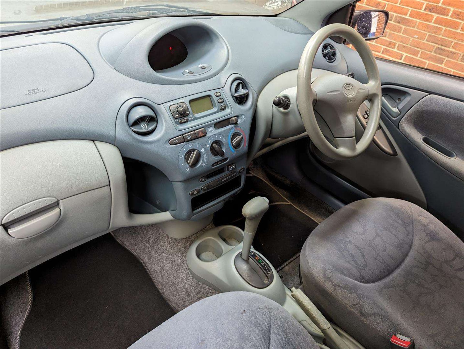 2002 TOYOTA YARIS GLS AUTO - Image 12 of 29