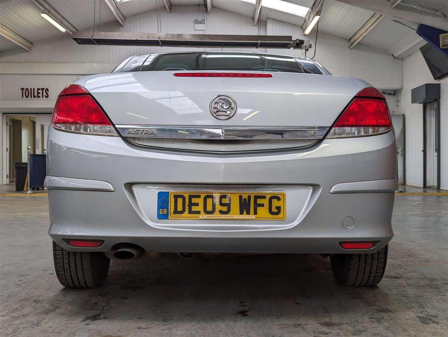 2009 VAUXHALL ASTRA TWINTOP SPORT - Image 3 of 30