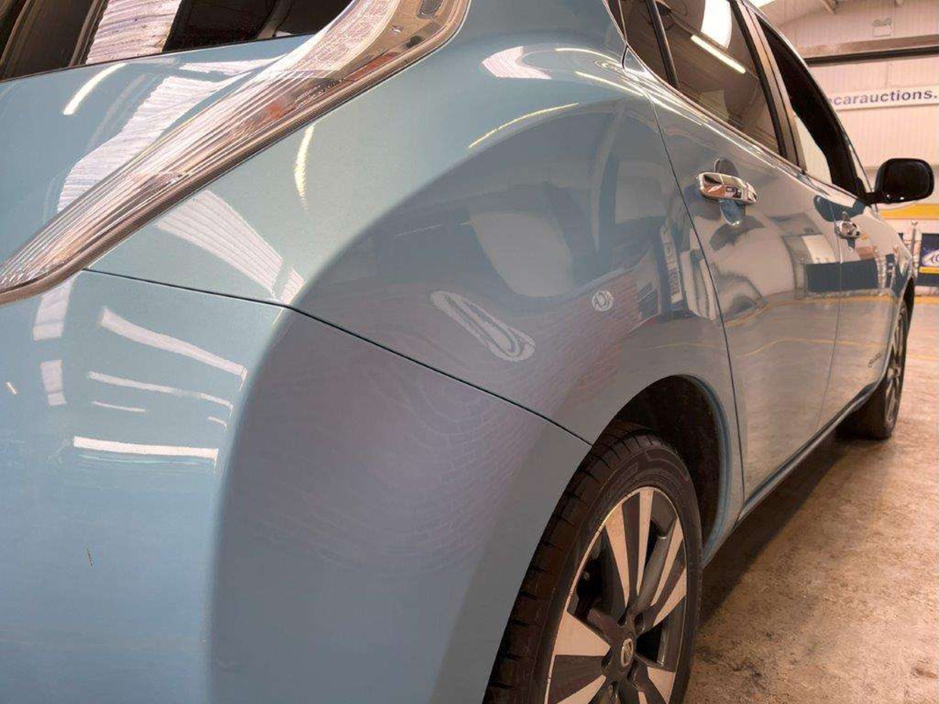 2015 NISSAN LEAF TEKNA - Image 6 of 29