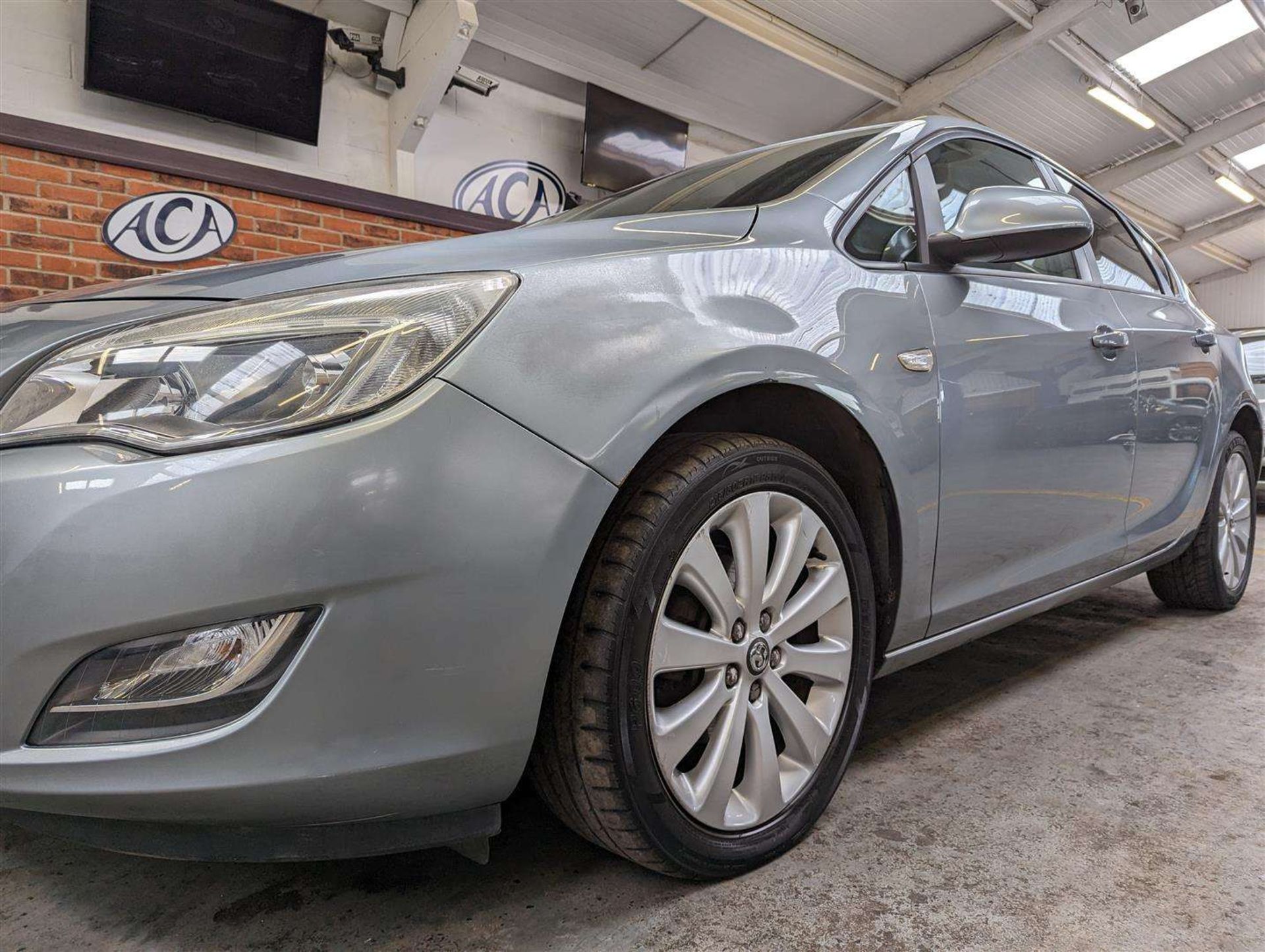 2010 VAUXHALL ASTRA EXCLUSIV 113 - Image 5 of 29