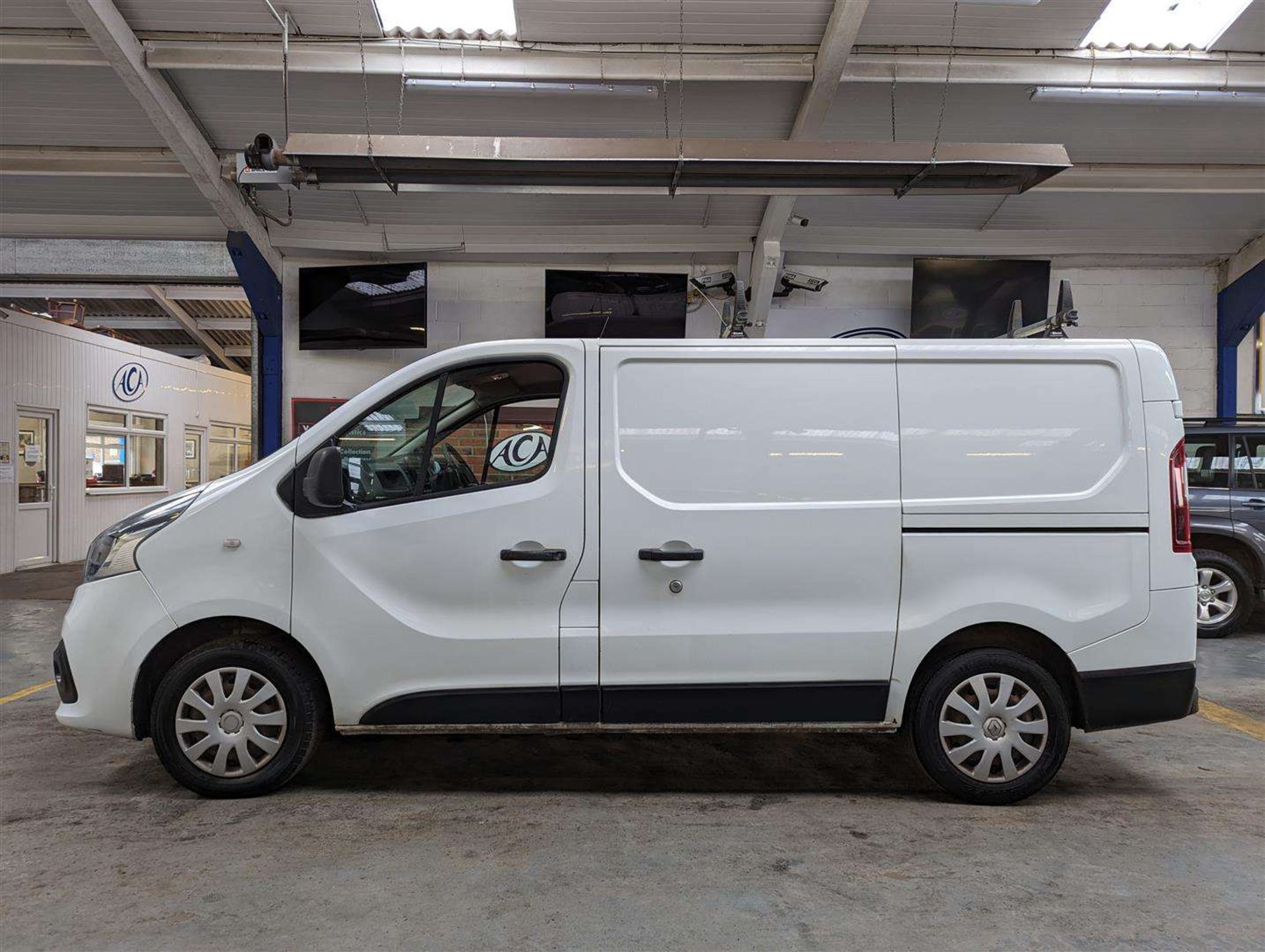 2015 RENAULT TRAFIC SL27 BUSINESS + DC - Image 2 of 30