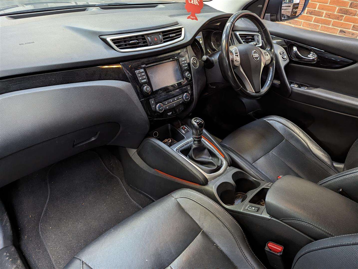 2015 NISSAN QASHQAI TEKNA DCI - Image 13 of 29