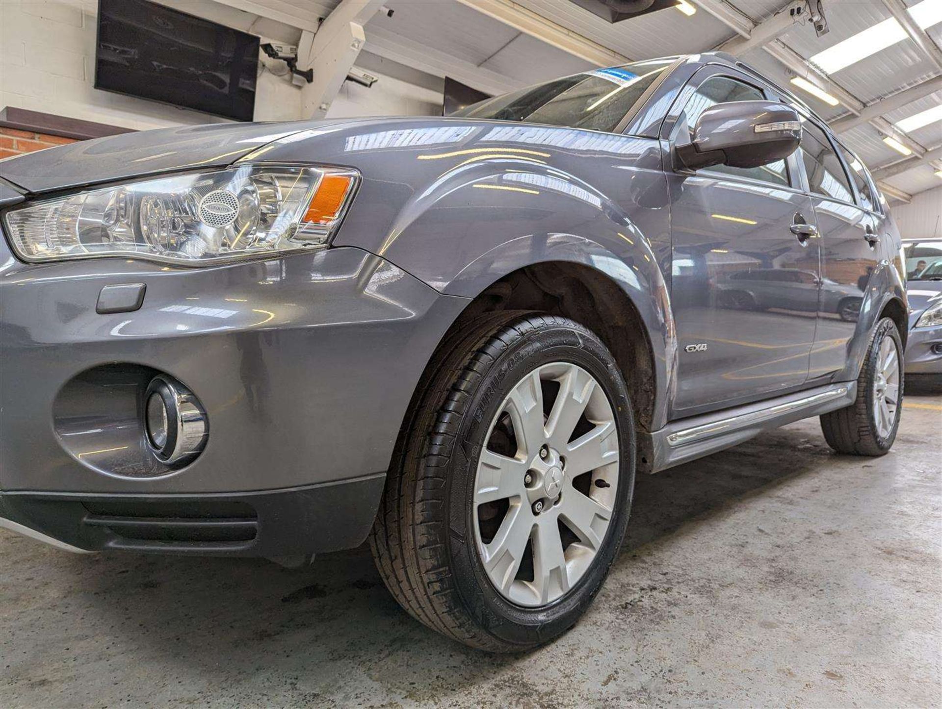 2011 MITSUBISHI OUTLANDER GX 4 DI-D - Image 14 of 27