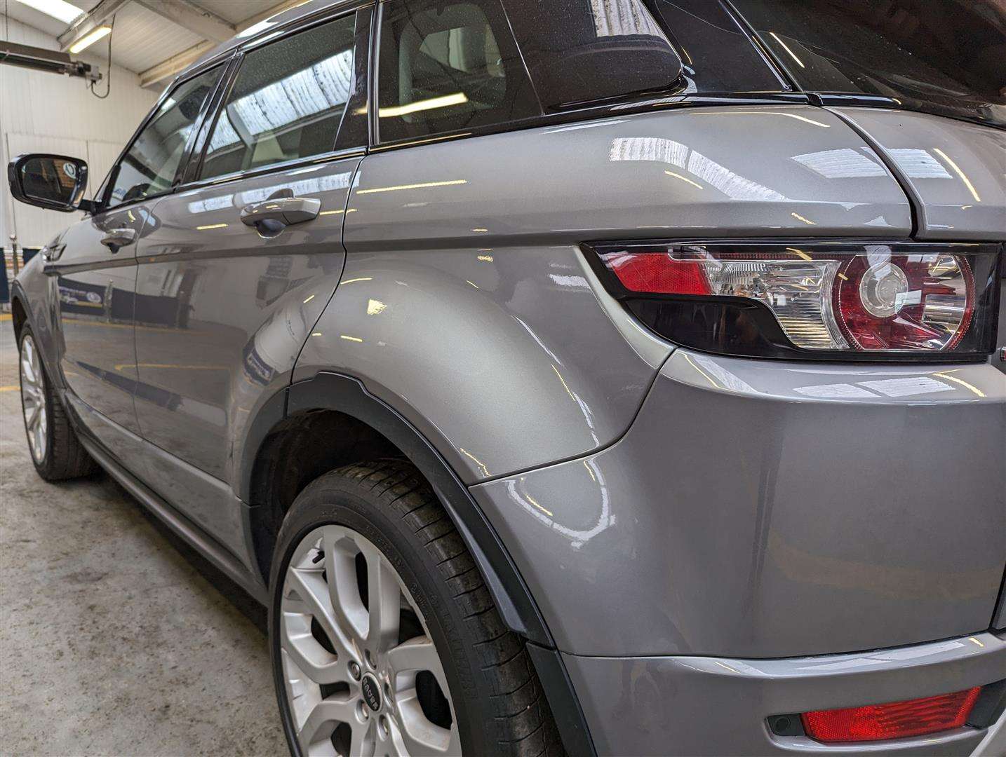 2011 LAND ROVER RANGE ROVER EVOQUE DYNAMI - Image 15 of 29