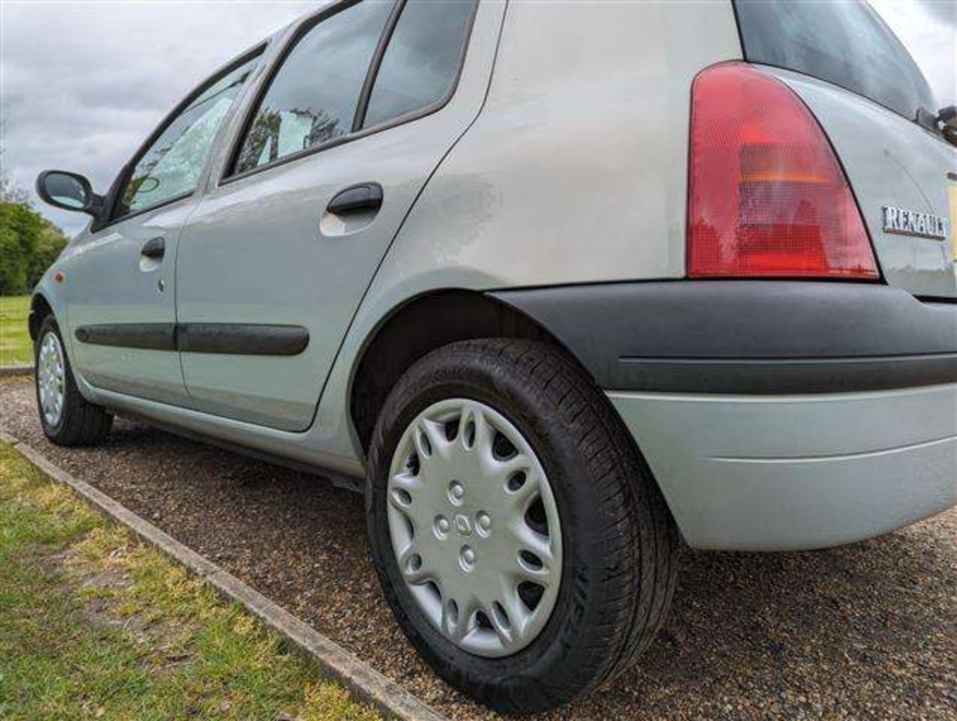 2001 RENAULT CLIO ALIZE 16V - Image 11 of 30