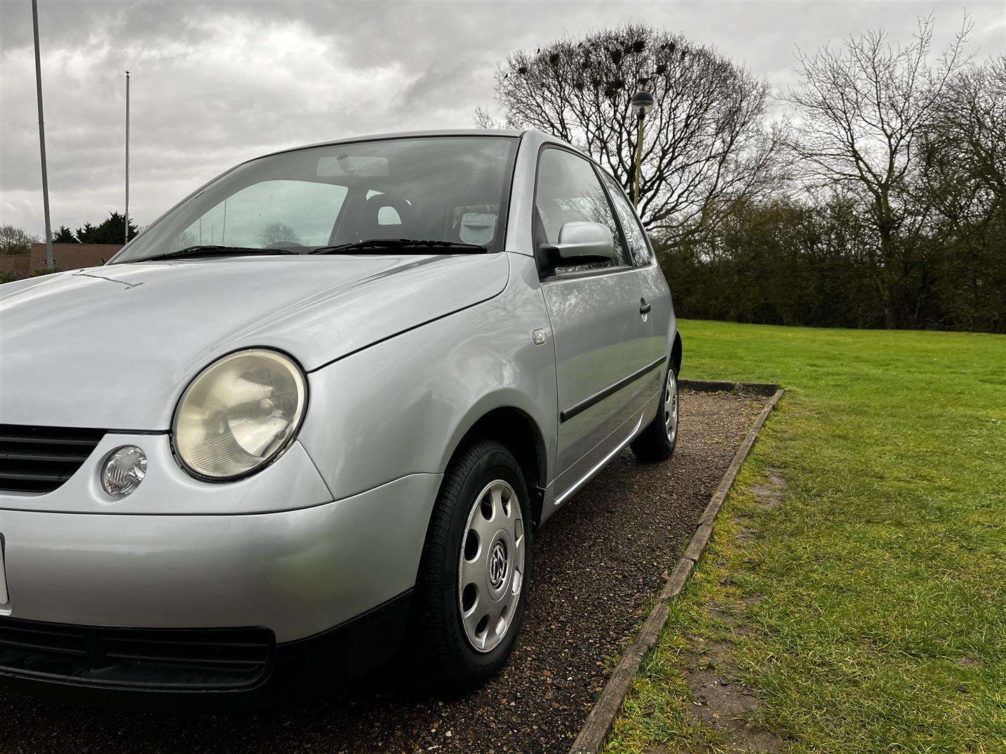 2003 VOLKSWAGEN LUPO E - Image 9 of 28