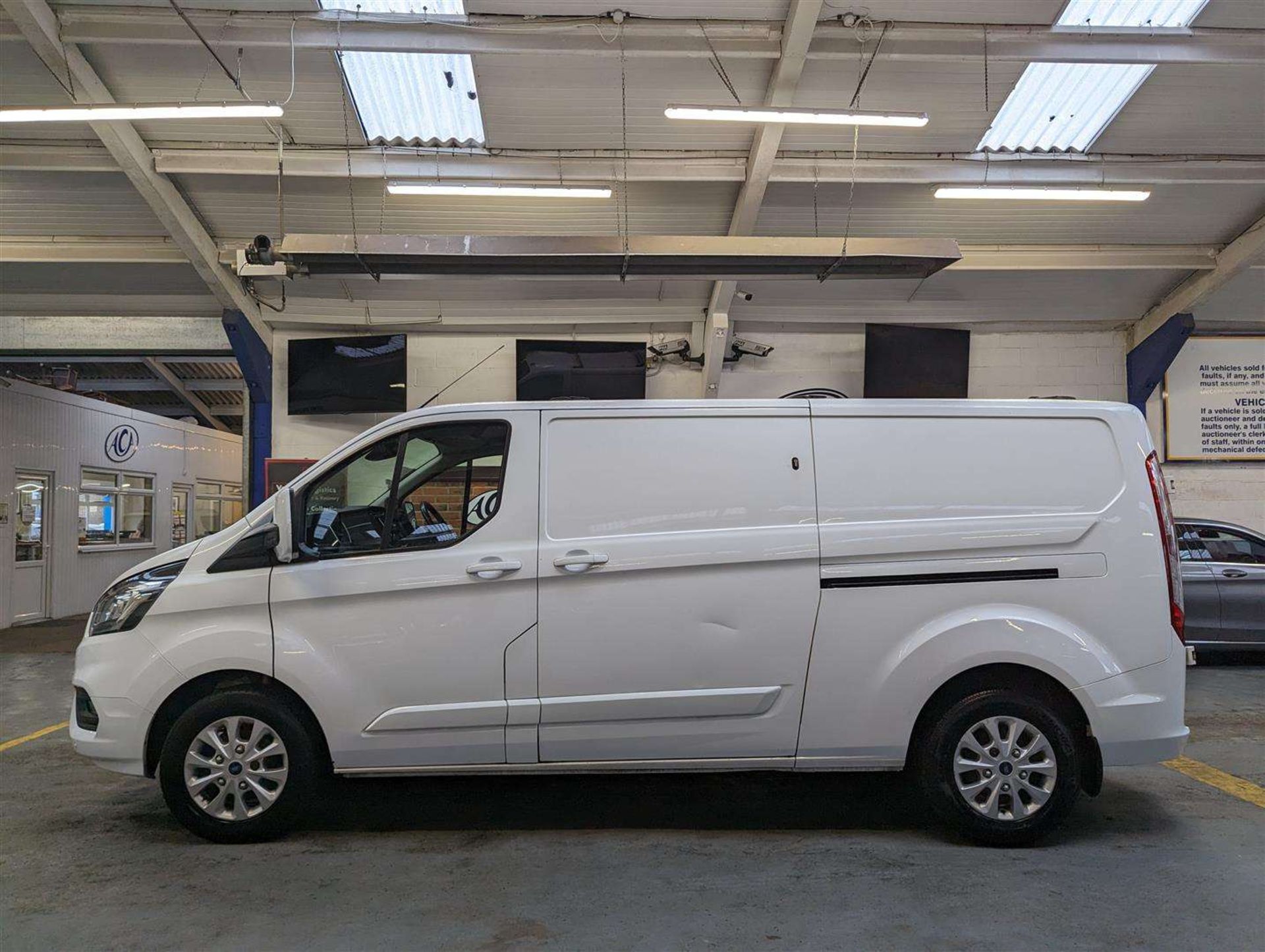 2019 FORD TRANSIT CUSTOM 300 LTD - Image 2 of 30