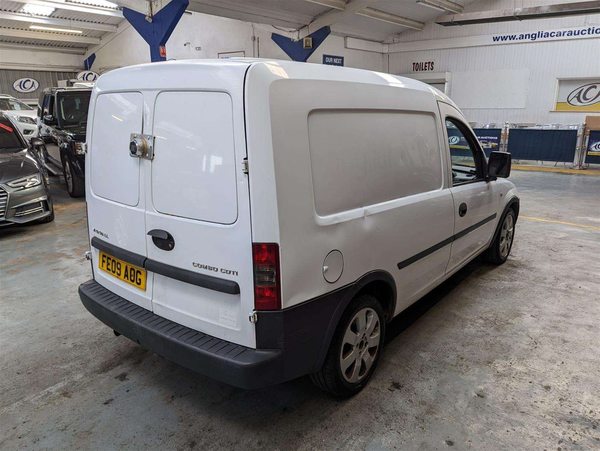 2009 VAUXHALL COMBO 2000 CDTI - Image 17 of 30