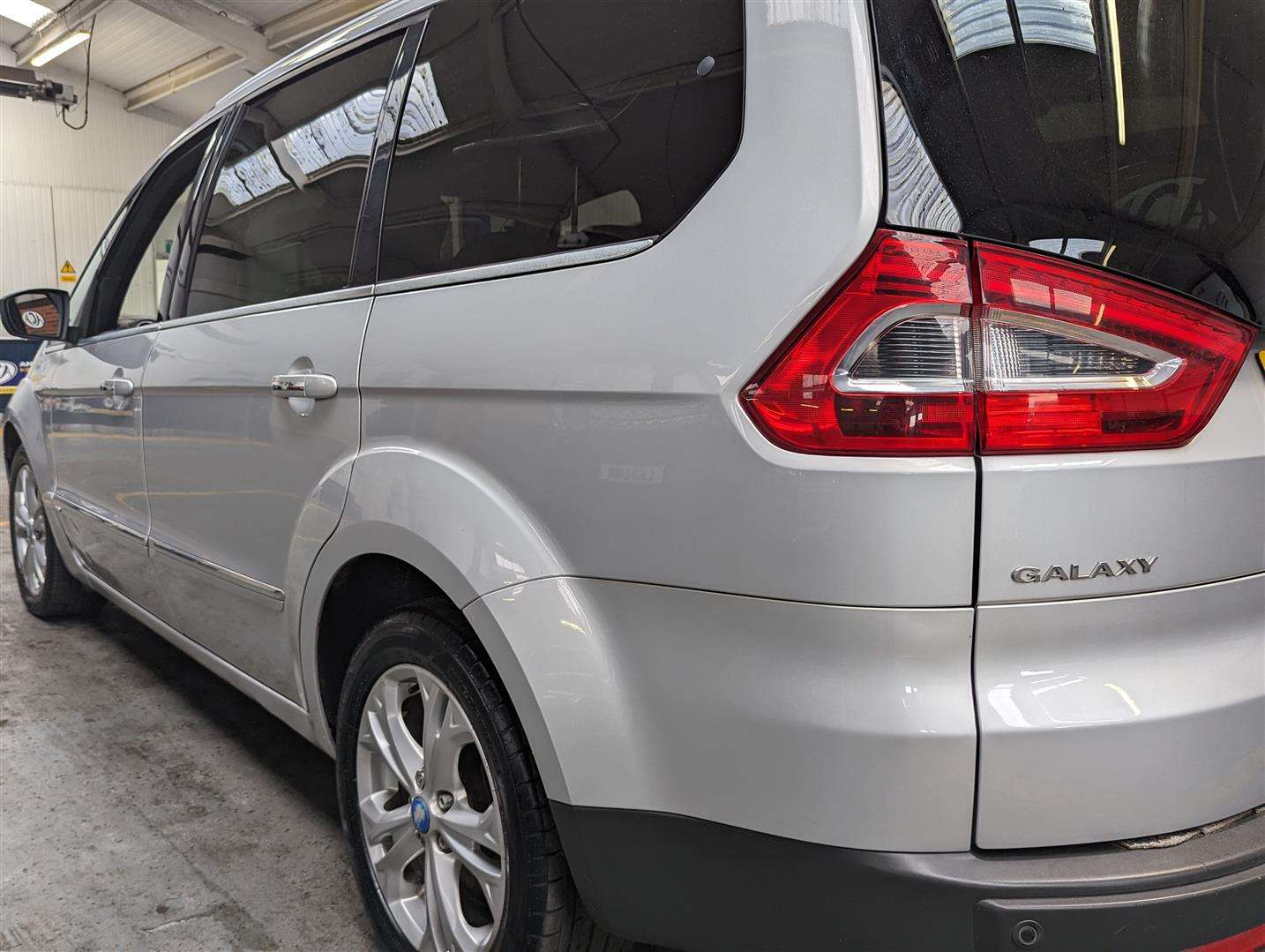 2010 FORD GALAXY TITANIUM X TDCI 13 - Image 7 of 30