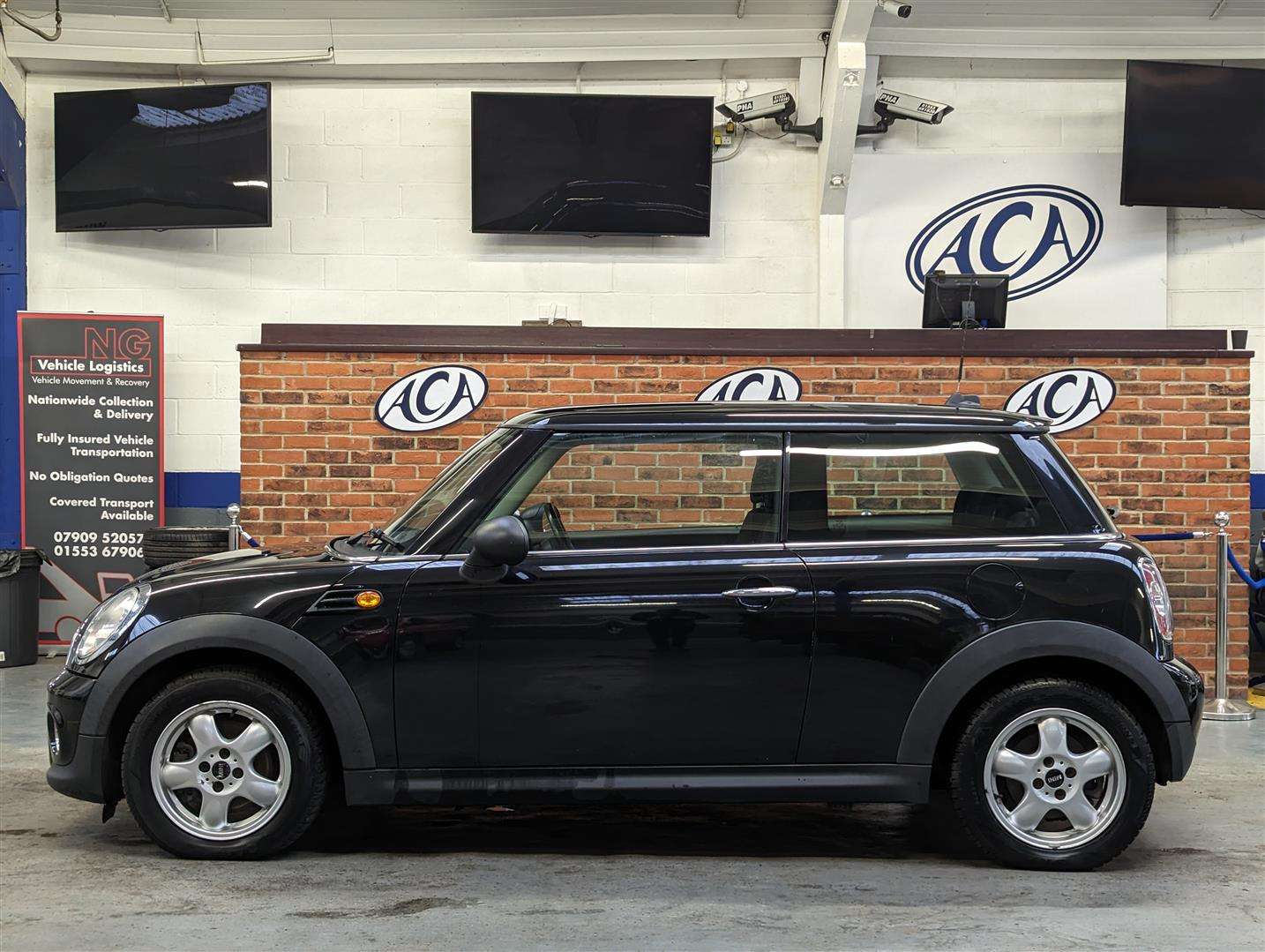 2011 MINI ONE D - Image 2 of 29