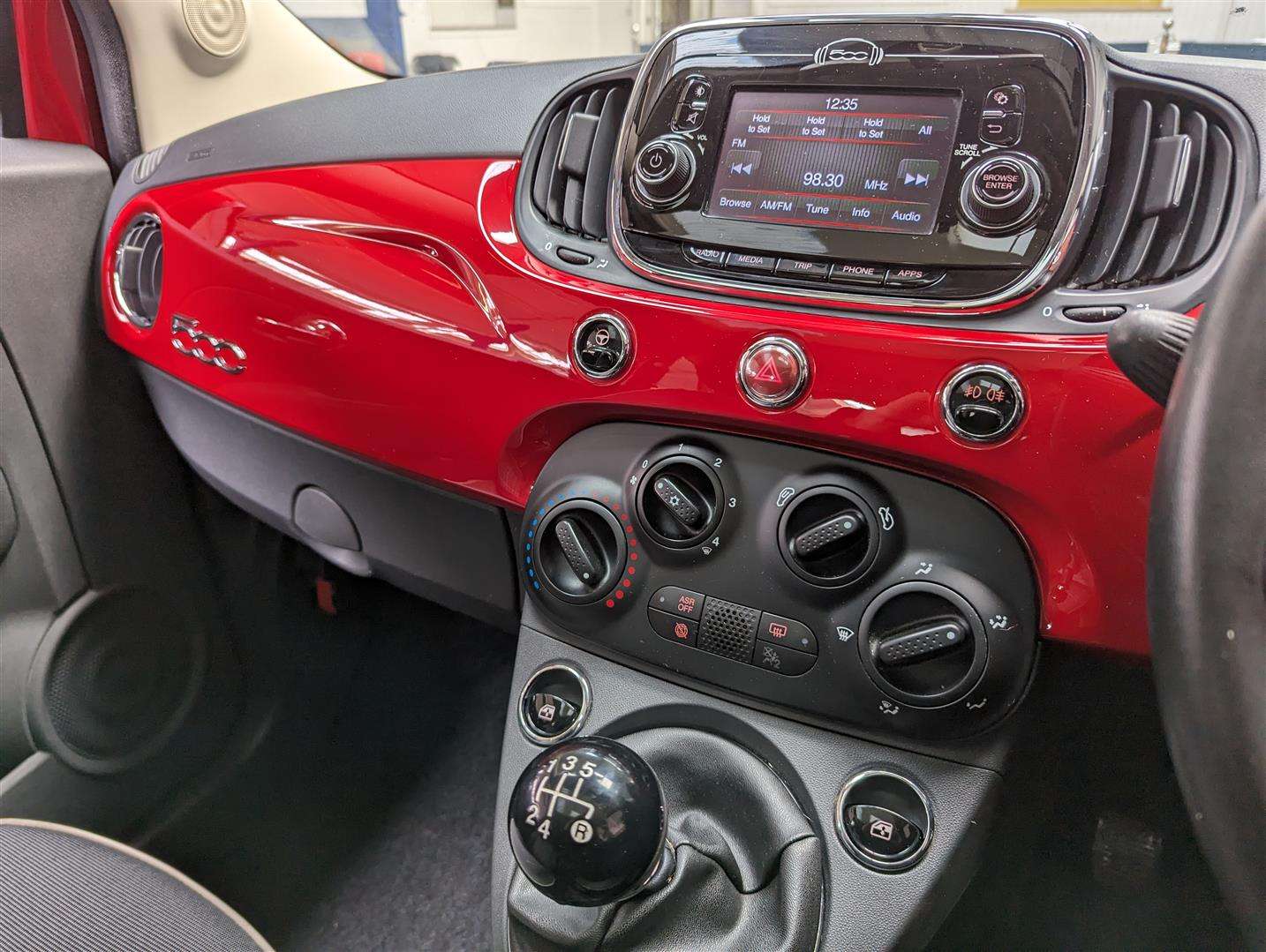 2016 FIAT 500 LOUNGE - Image 27 of 29