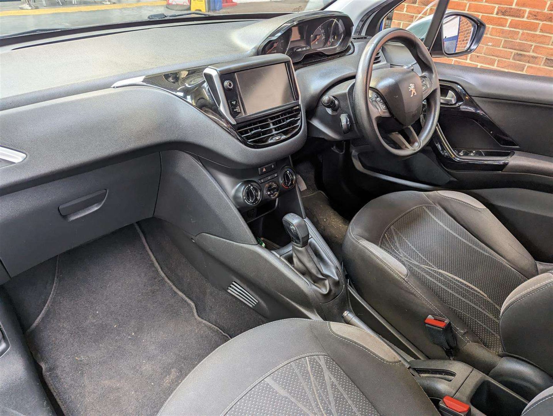 2013 PEUGEOT 208 ACTIVE - Image 26 of 28