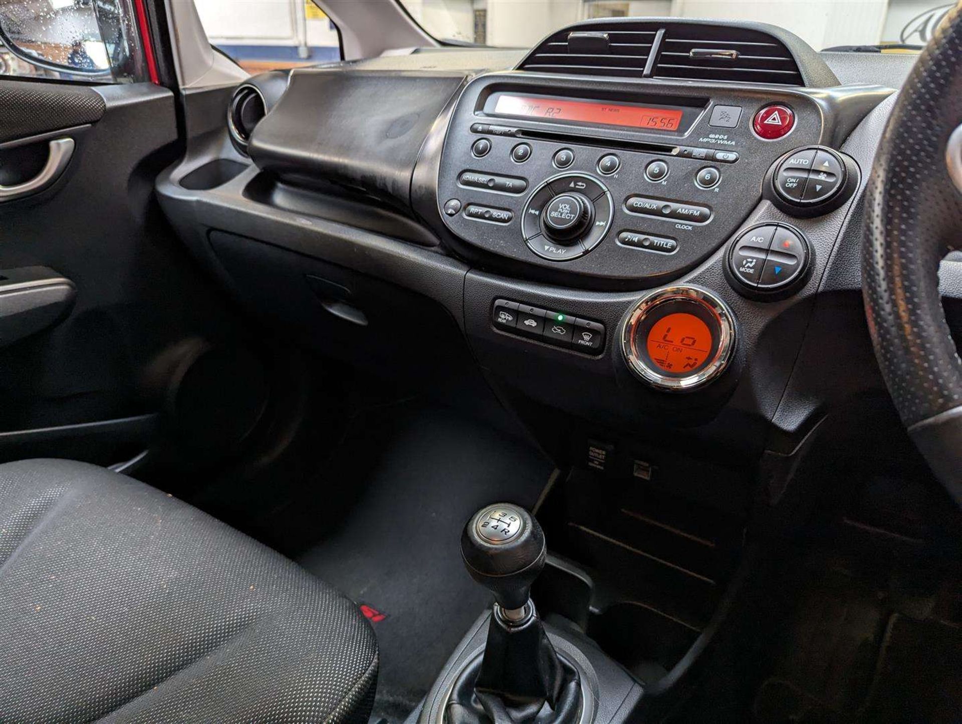 2014 HONDA JAZZ SI I-VTEC - Image 21 of 30