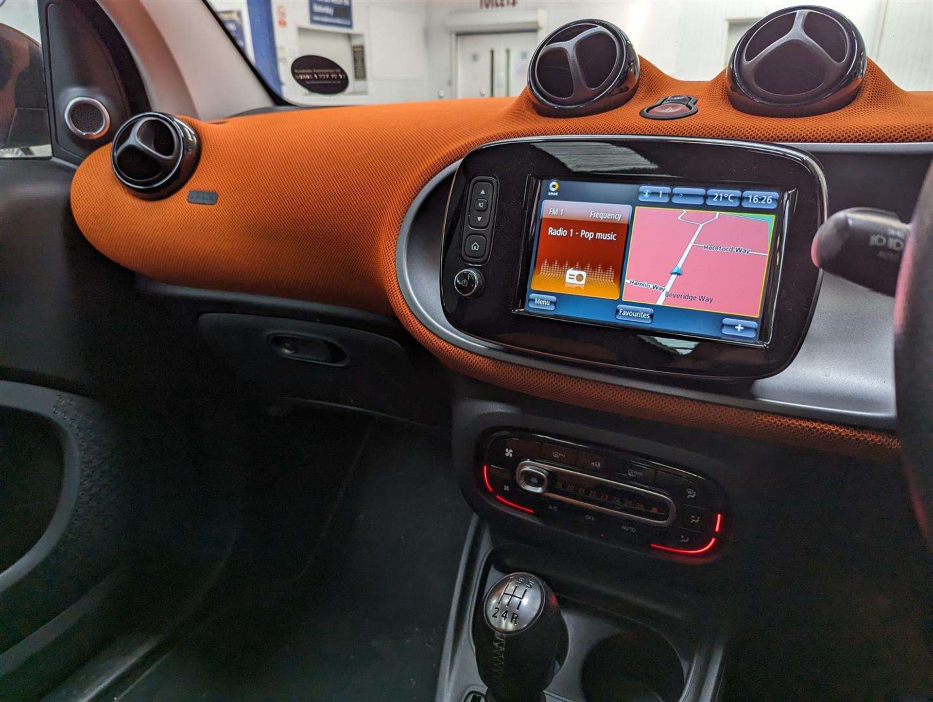 2015 SMART FORTWO EDITION1 T - Image 24 of 27