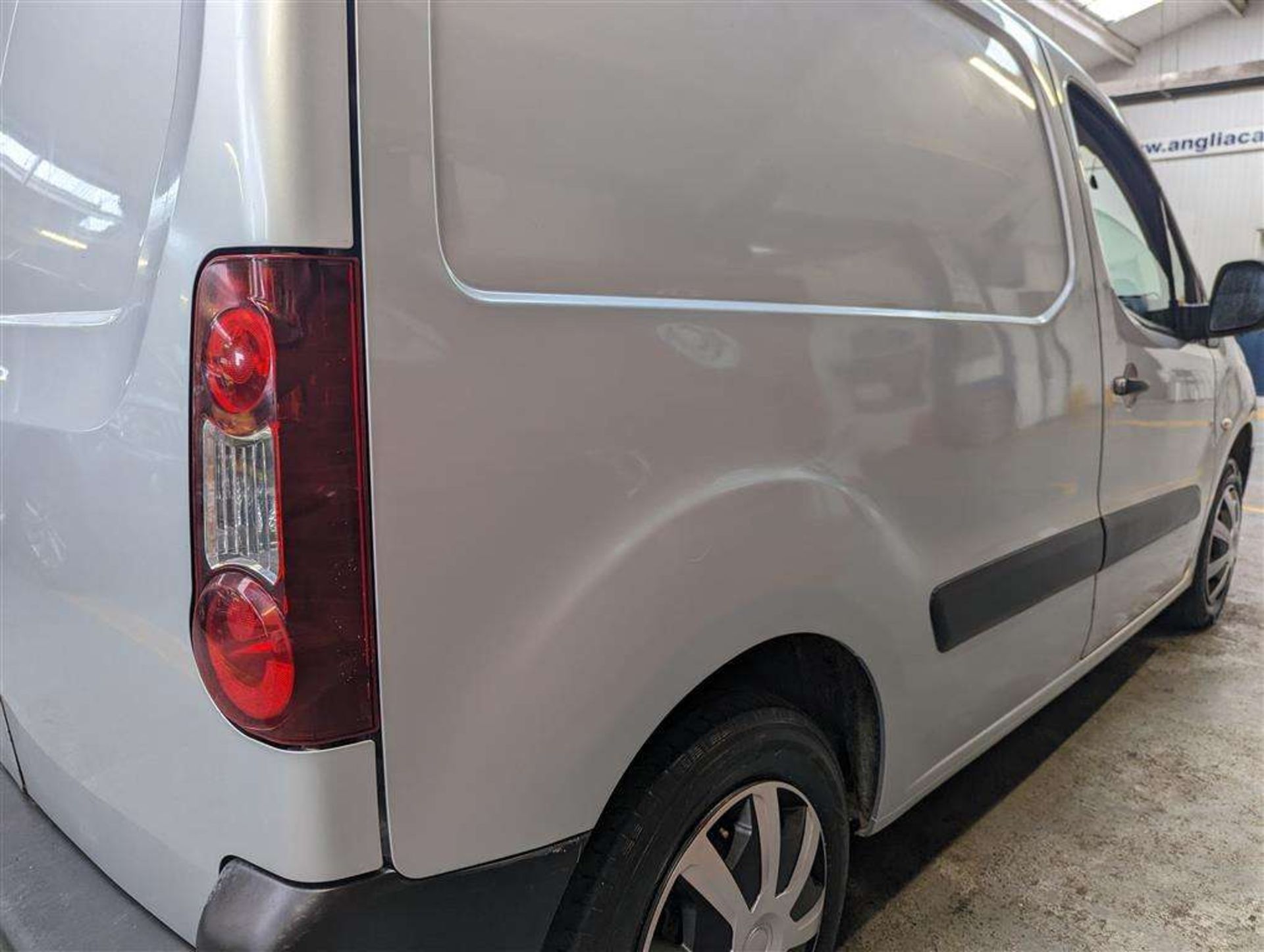 2015 CITROEN BERLINGO 625 ENTERPRISE H - Bild 16 aus 23