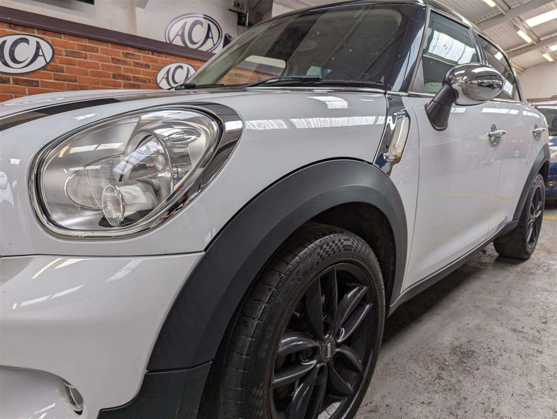 2012 MINI COUNTRYMAN COOPER D - Image 15 of 30